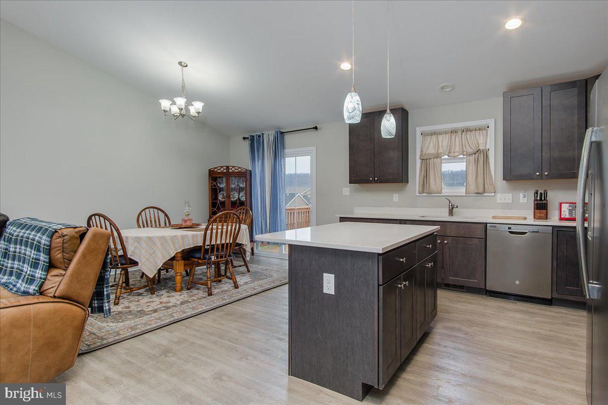 RED HILL - Residential