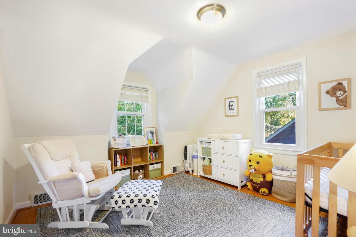 TAKOMA PARK - Residential