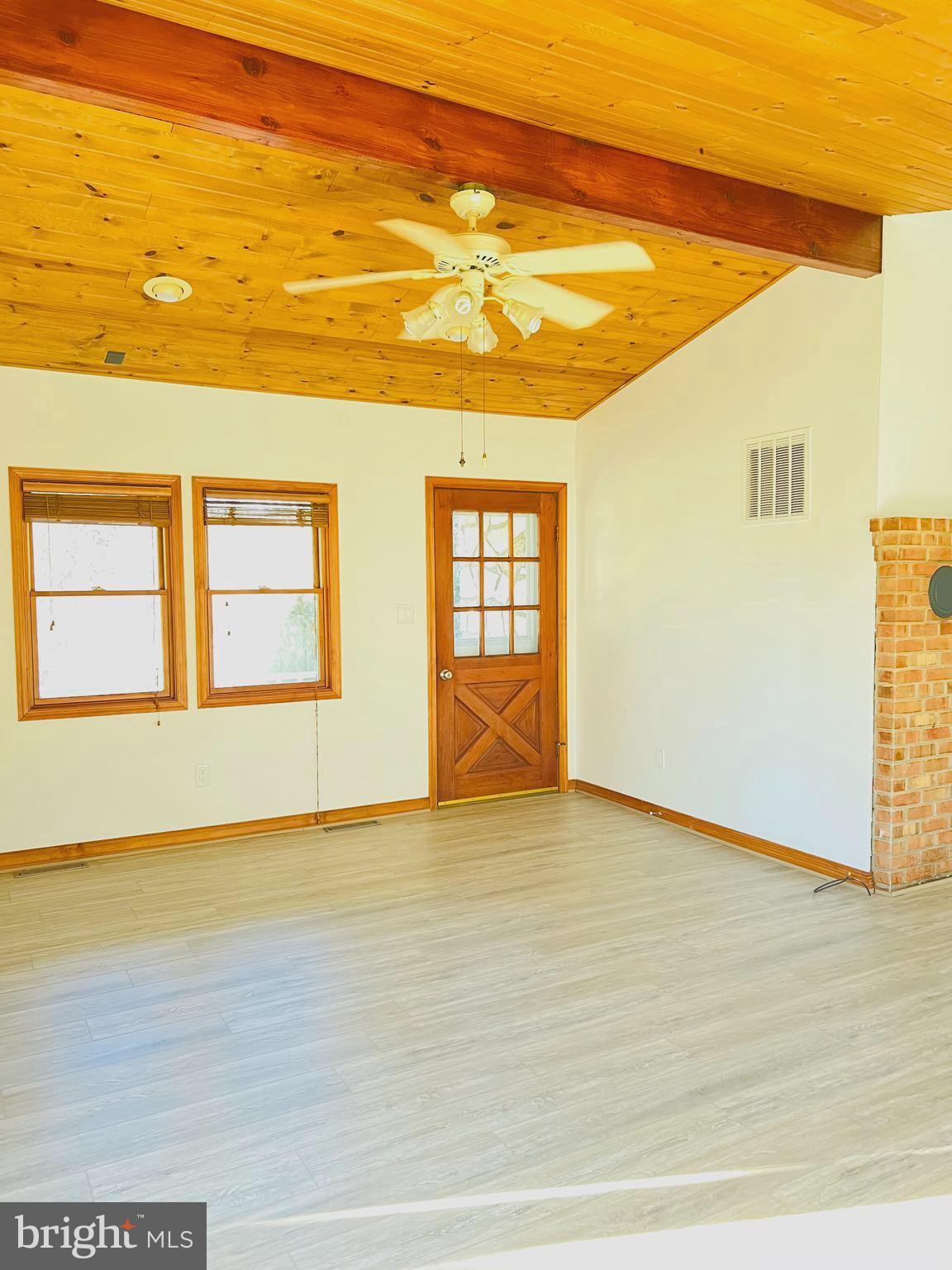 WHITE OAK - Residential Lease