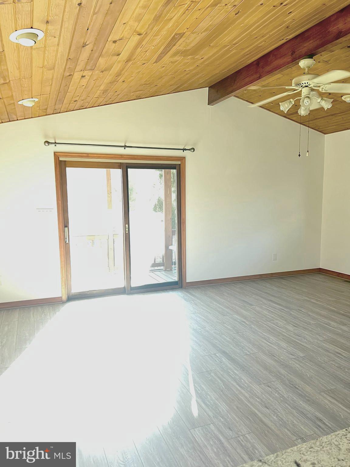 WHITE OAK - Residential Lease