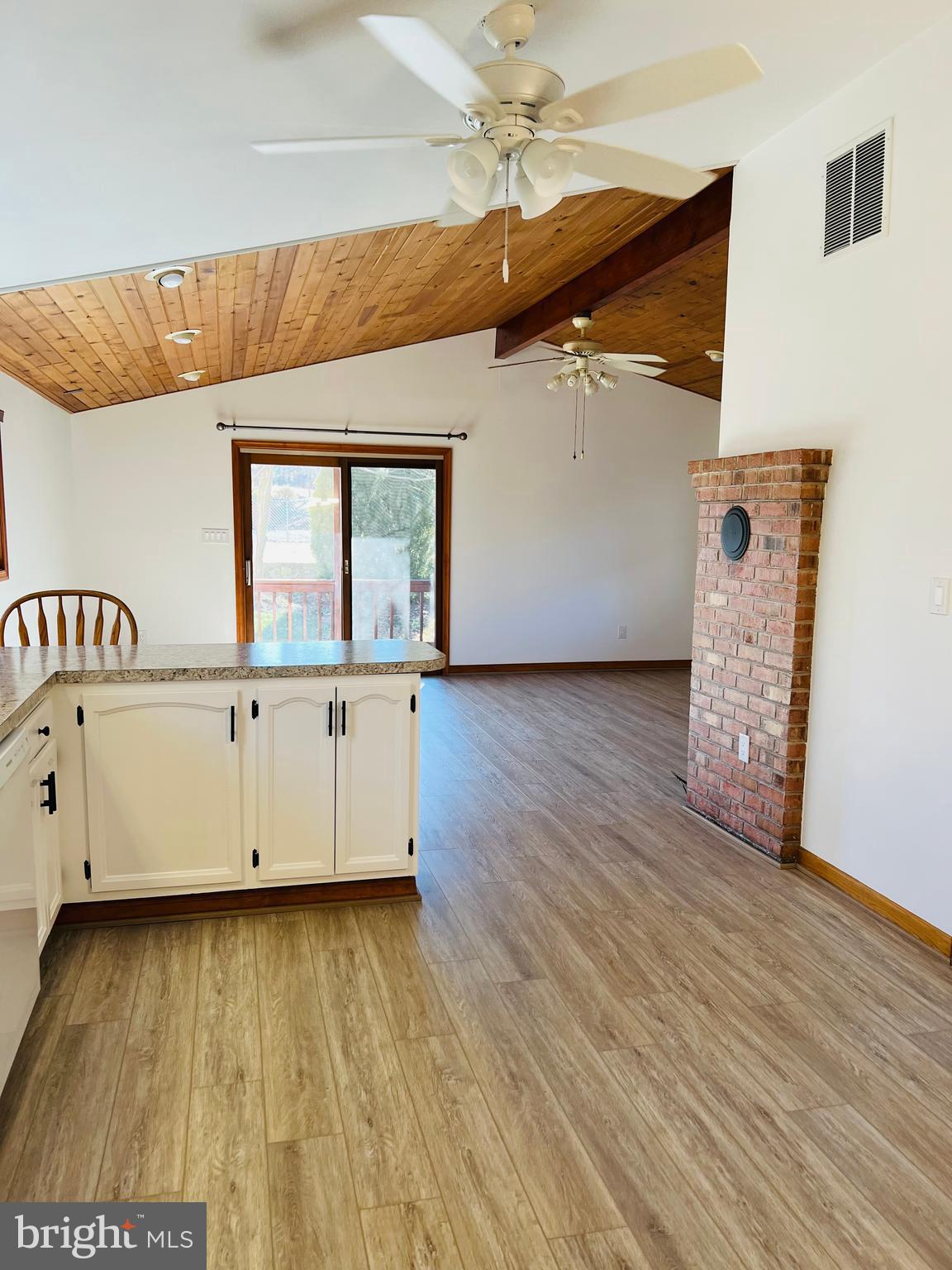 WHITE OAK - Residential Lease