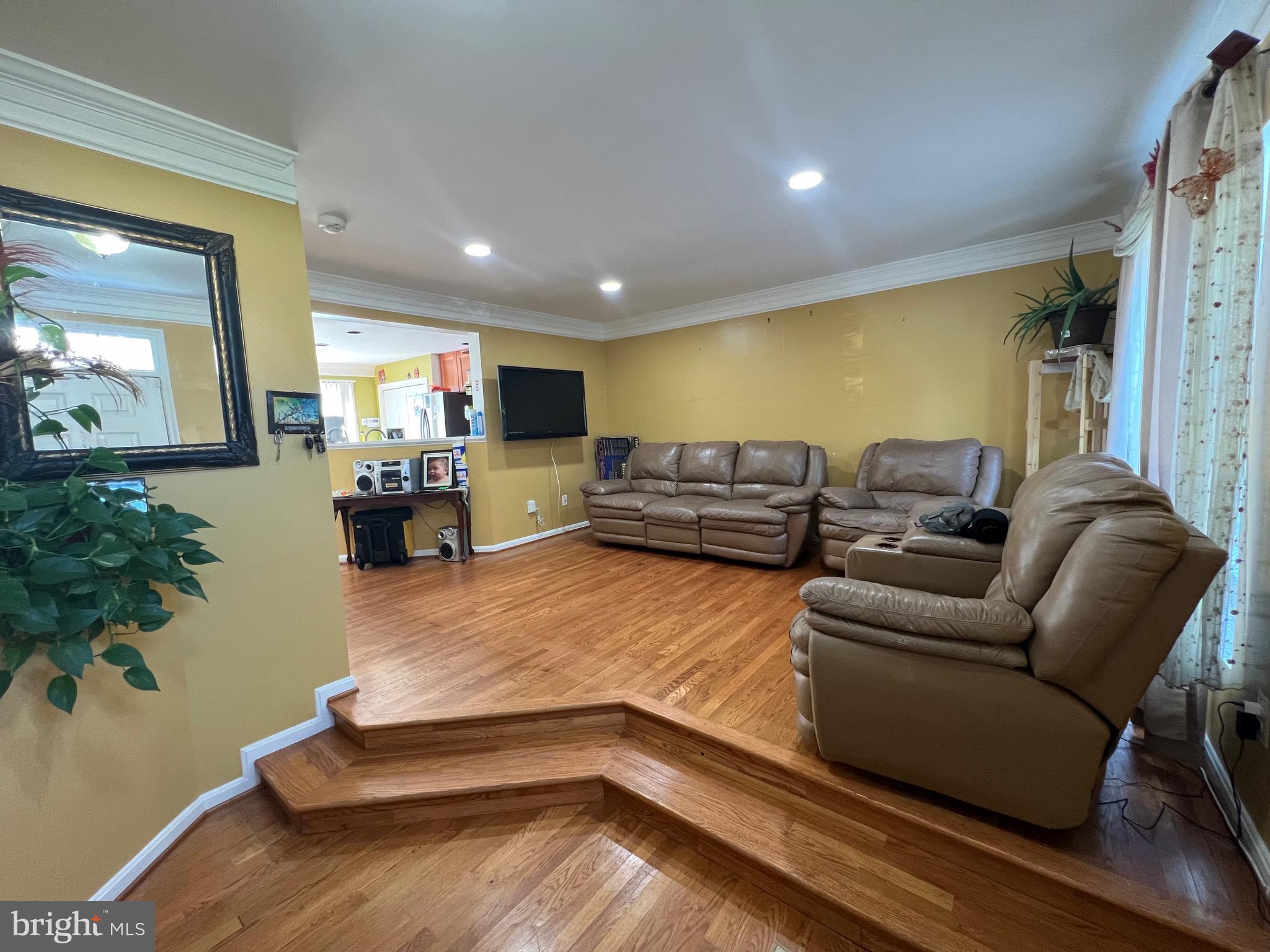 WELLINGTON/CLOVERHILL - Residential