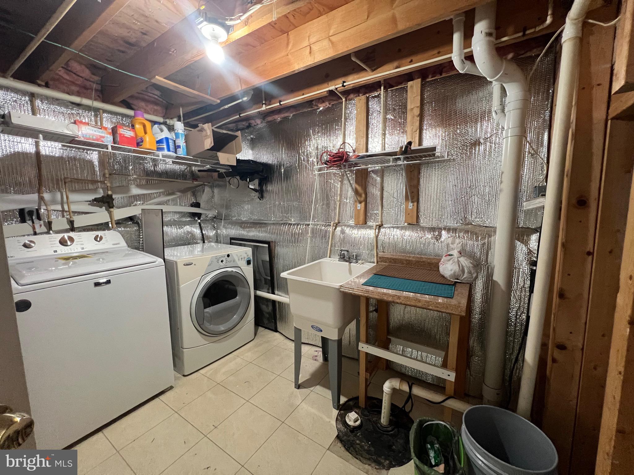 WELLINGTON/CLOVERHILL - Residential