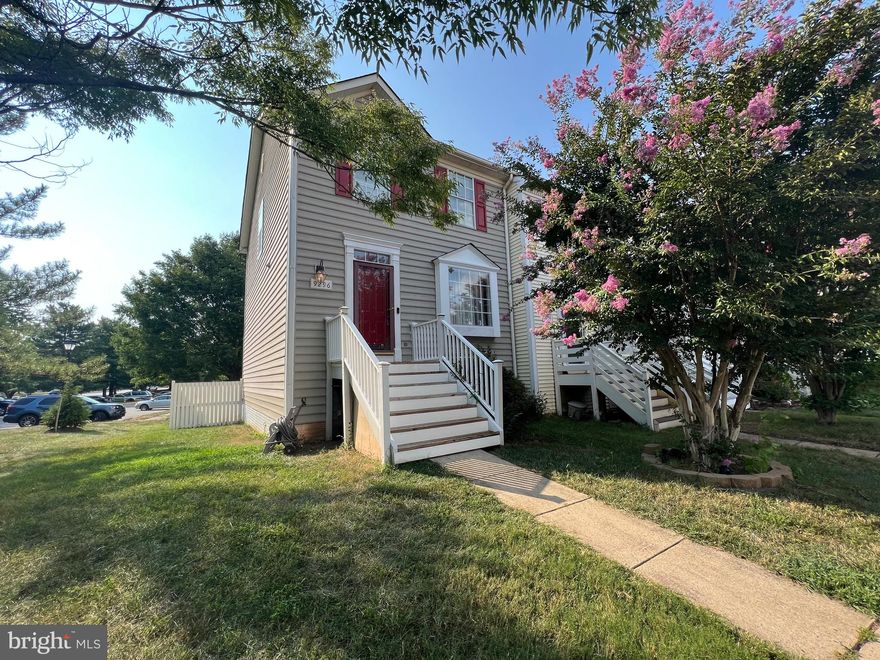 Beautiful well kept 4BR, 3.5 BA end unit townhouse. Hardwood floors main level,  new carpet, newer kitchen cabinets, granite counter tops, newer appliances,  new roof., new fence, new lower level deck, 2 new sliding glass doors in basement.  Plenty of visitor parking spots.Come and see it before  is gone.