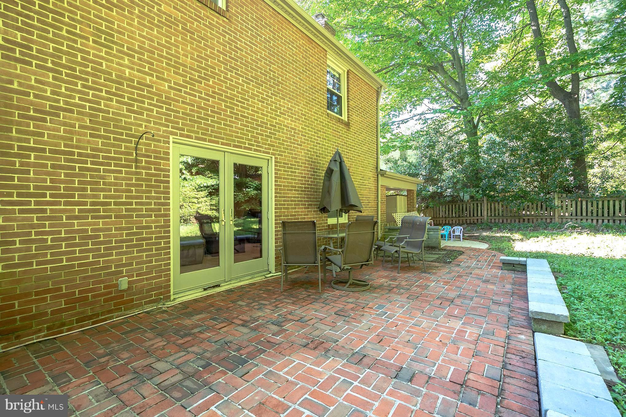 CHAPEL SQUARE - Residential