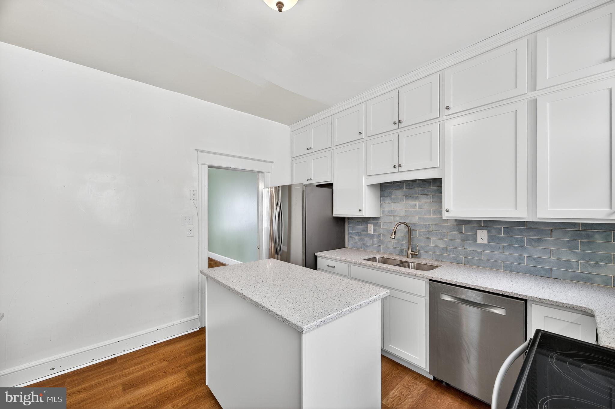 NORTH END - Residential