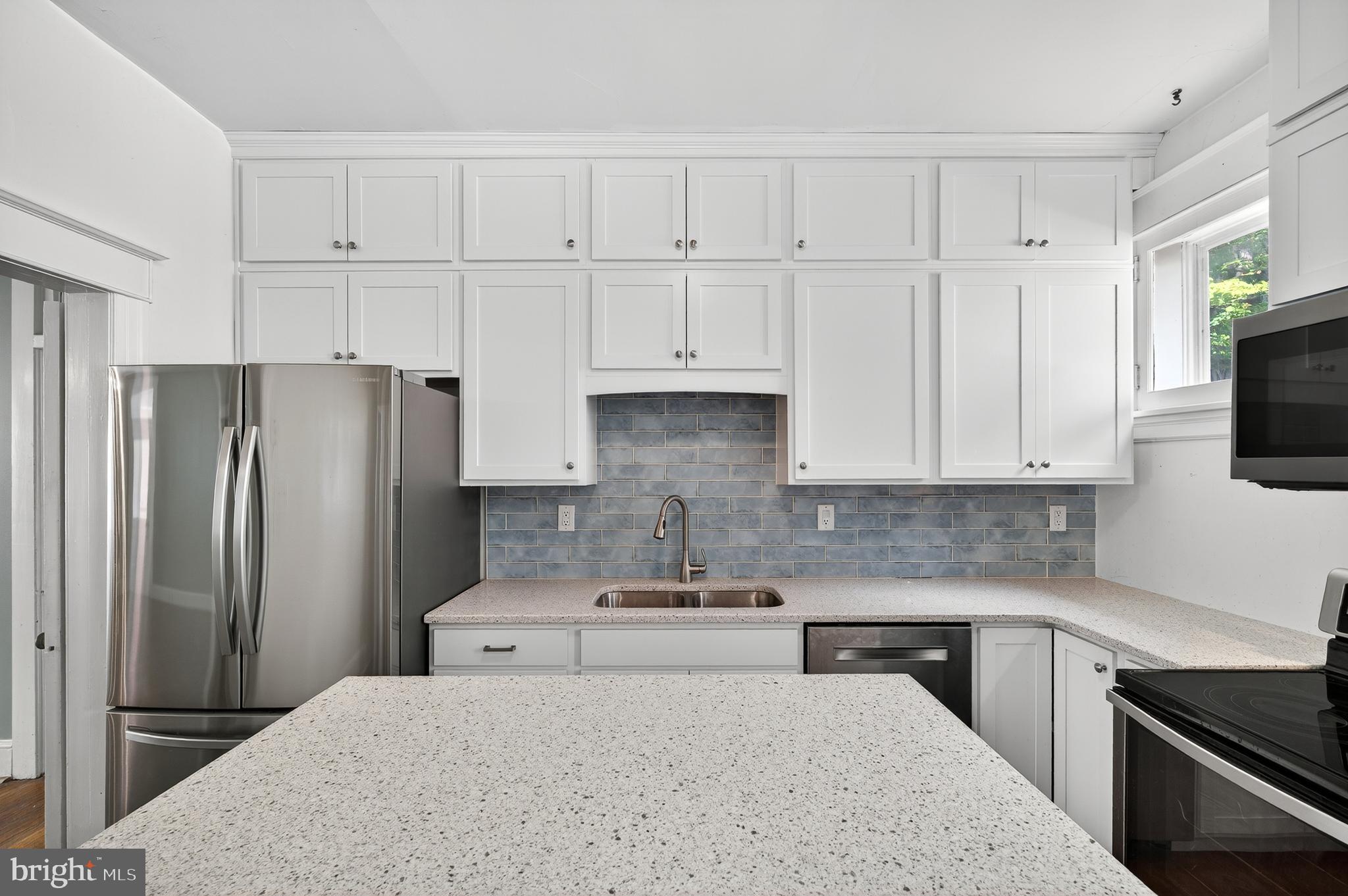 NORTH END - Residential