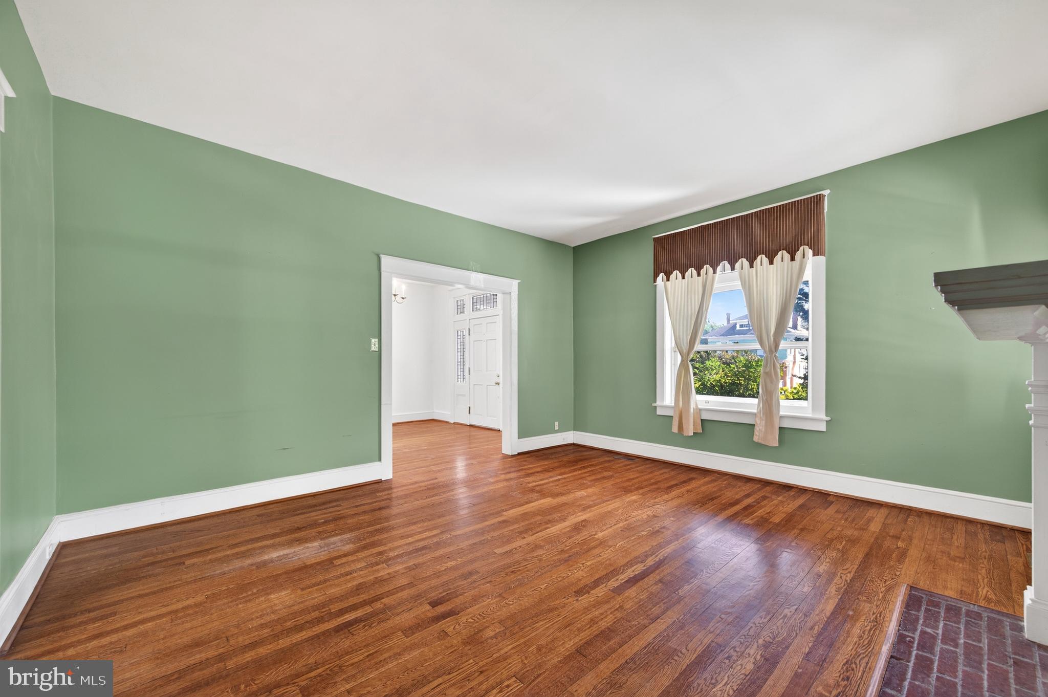 NORTH END - Residential