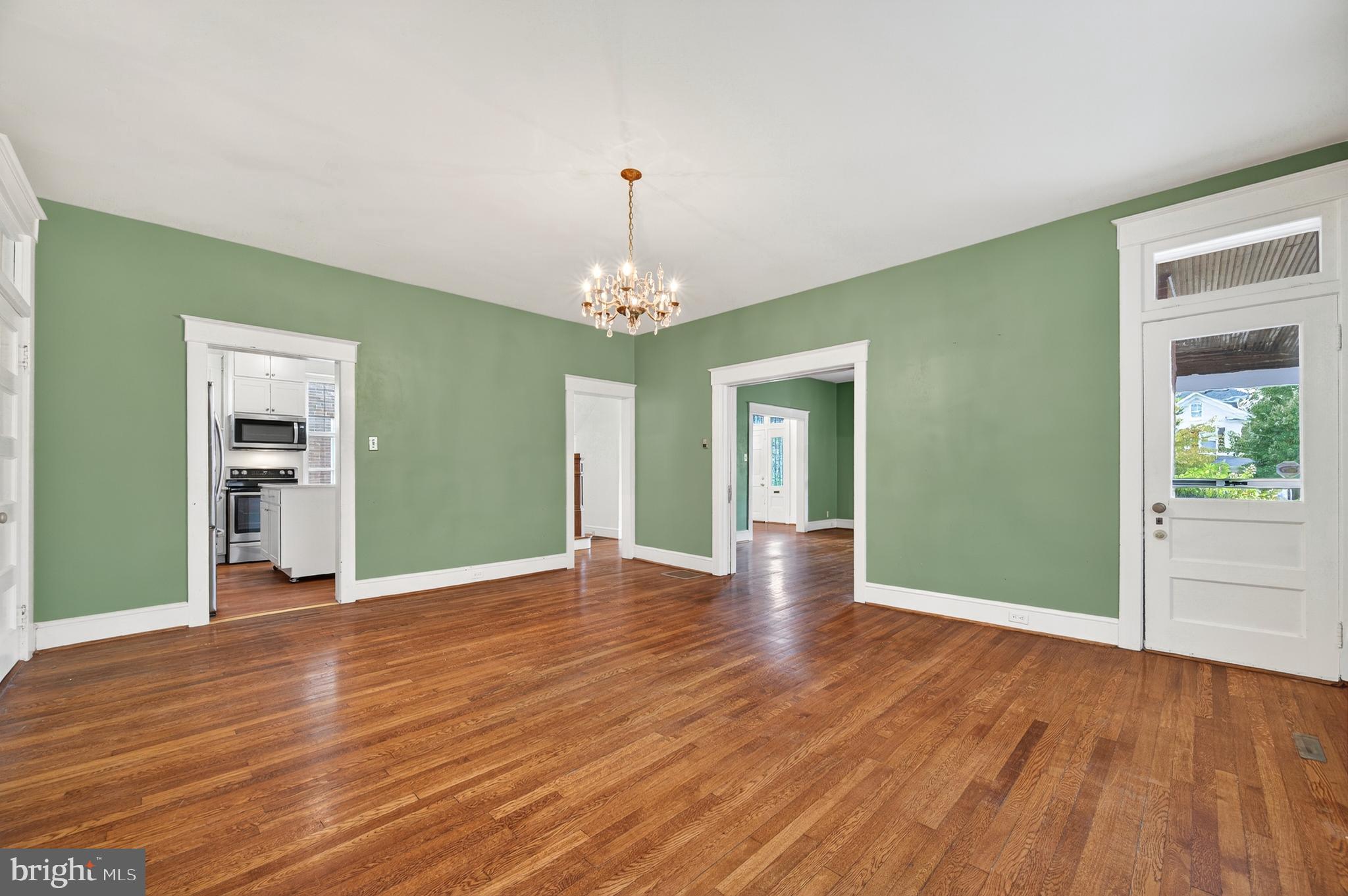 NORTH END - Residential