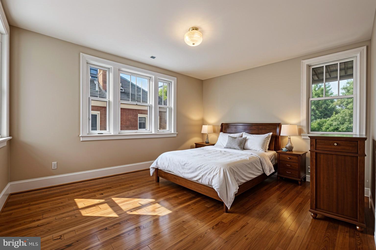 NORTH END - Residential