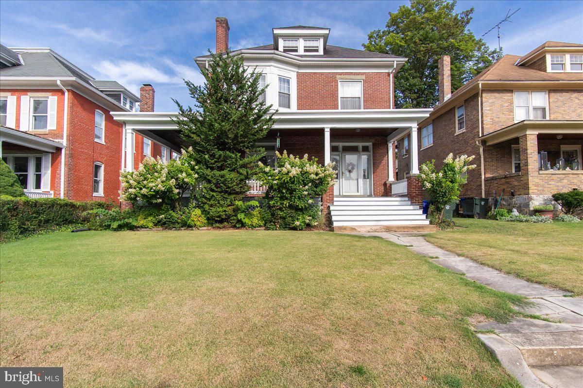 1015 HAMILTON BOULEVARD