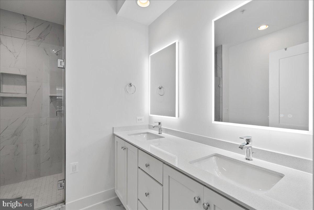 GRAHAM PARK - Residential Lease