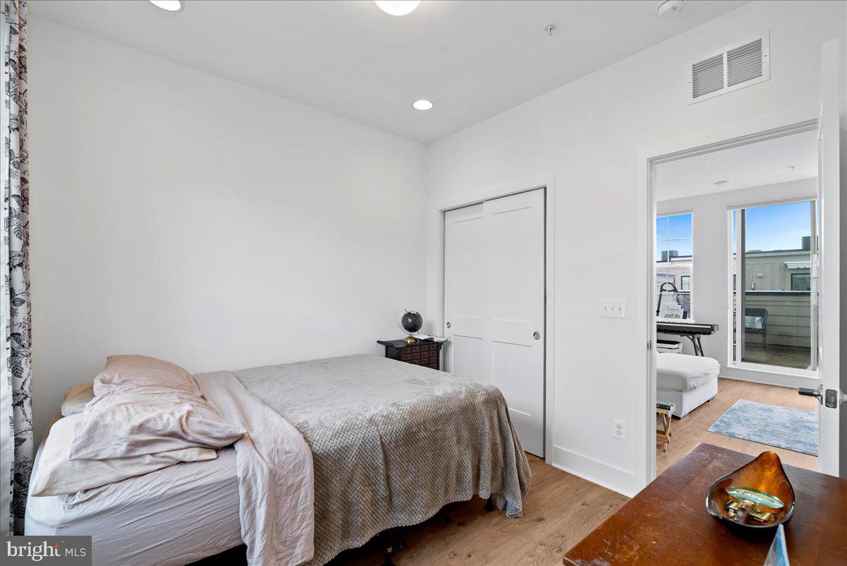 GRAHAM PARK - Residential Lease