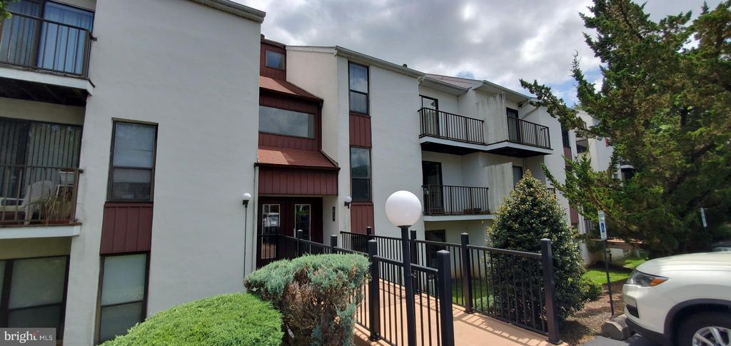 Photo of 301 Byberry Road #E8, PHILADELPHIA, PA 19116 (MLS # PAPH2563328)