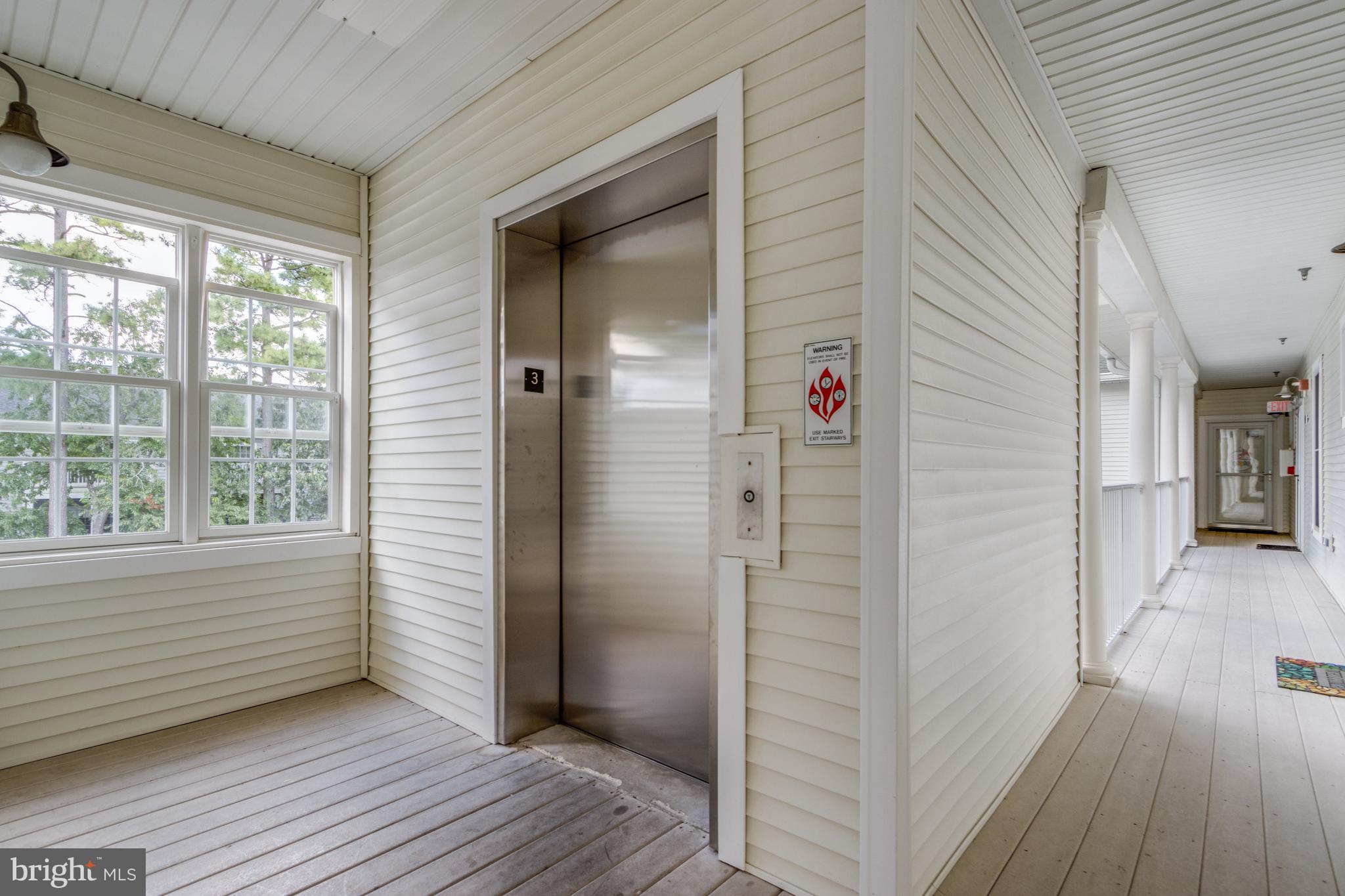 19999 SANDY BOTTOM CIRCLE 6301