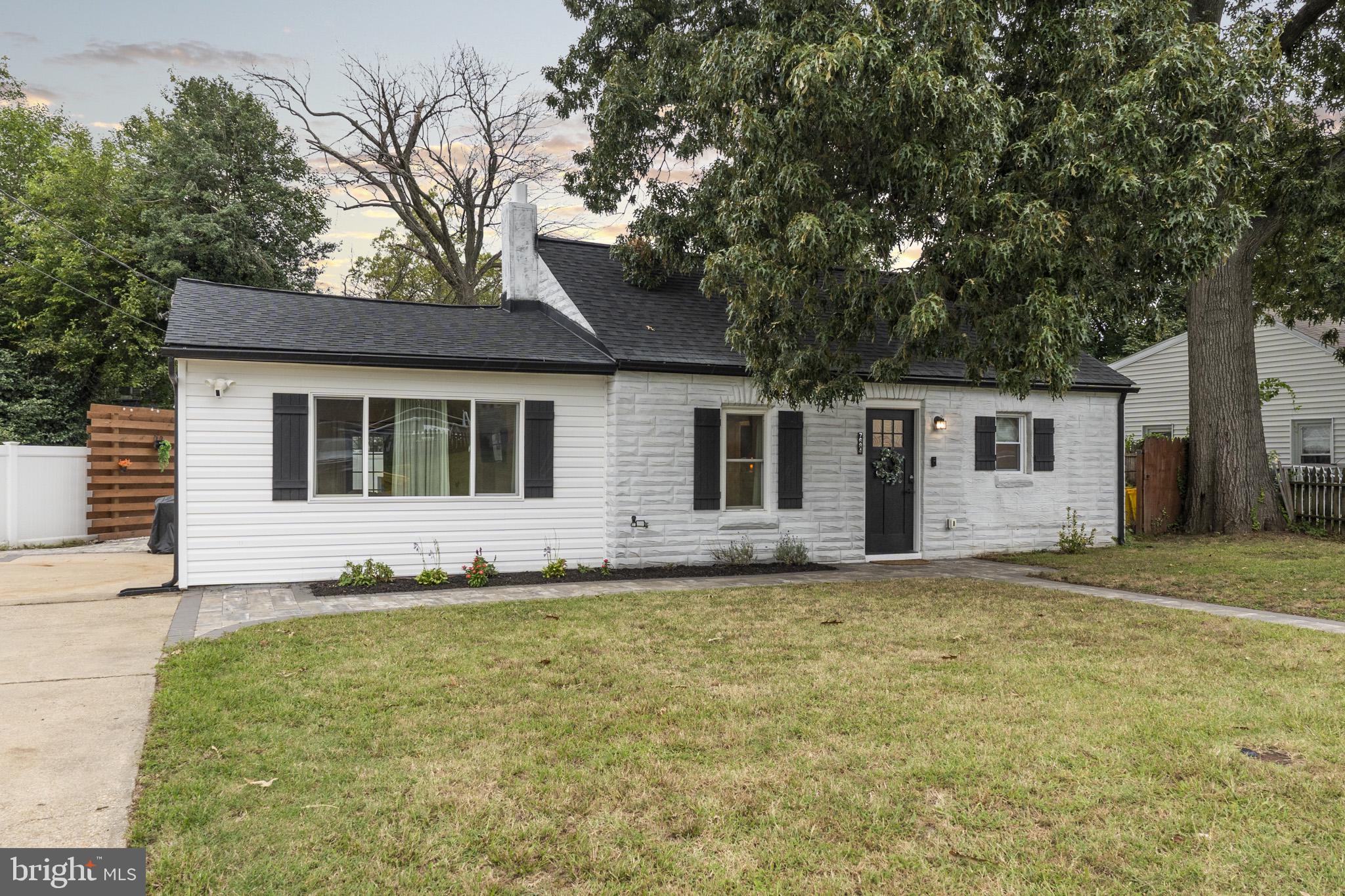 7684 PINE HAVEN DRIVE
