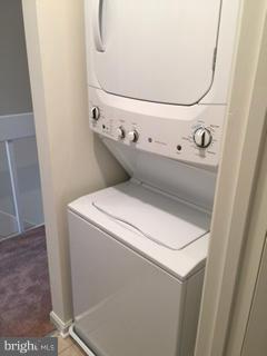 QUEENS LANDING - Residential Lease