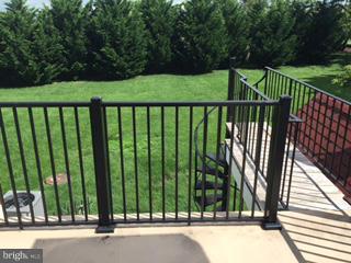 QUEENS LANDING - Residential Lease