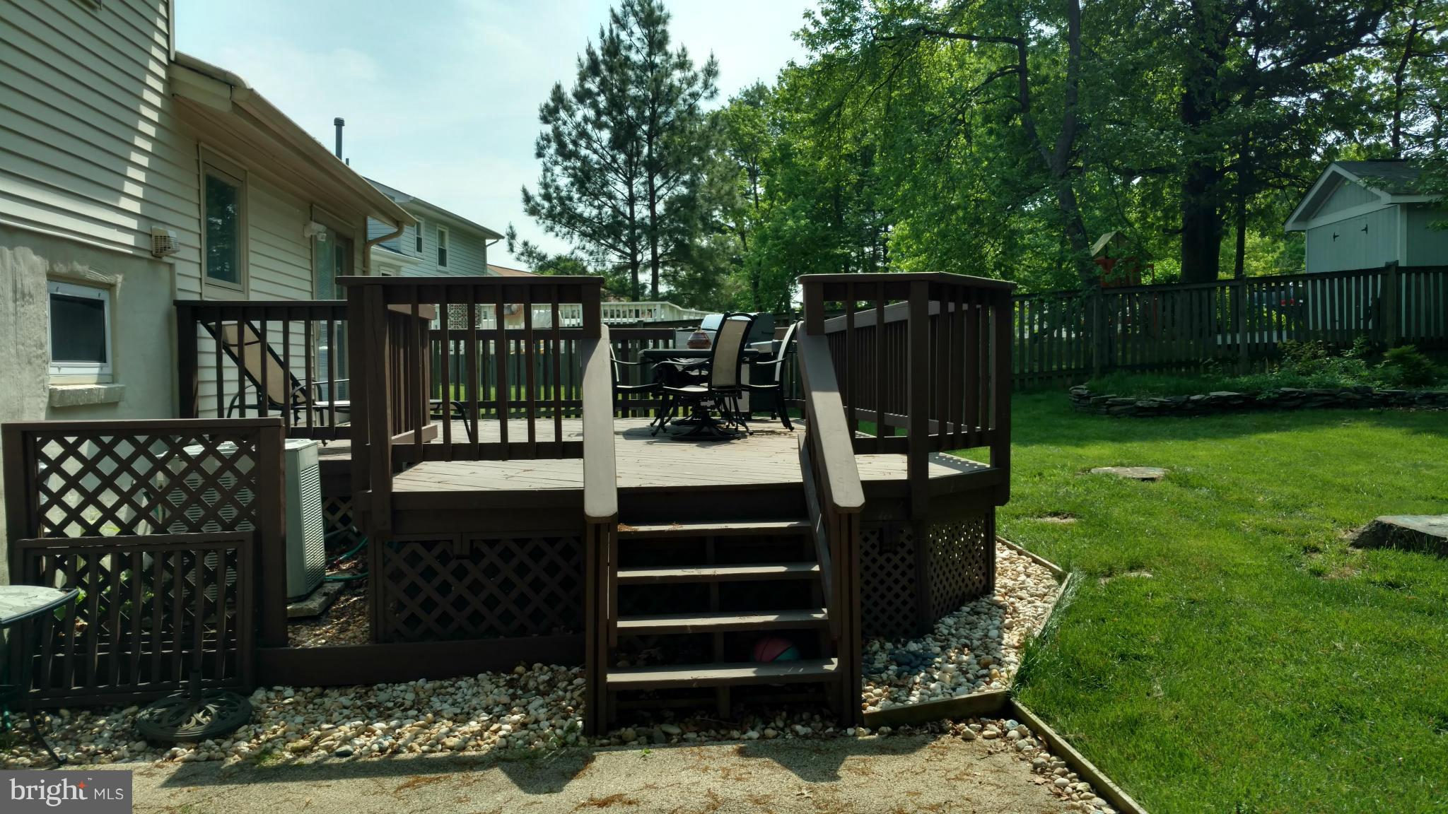 LAKE RIDGE - Residential