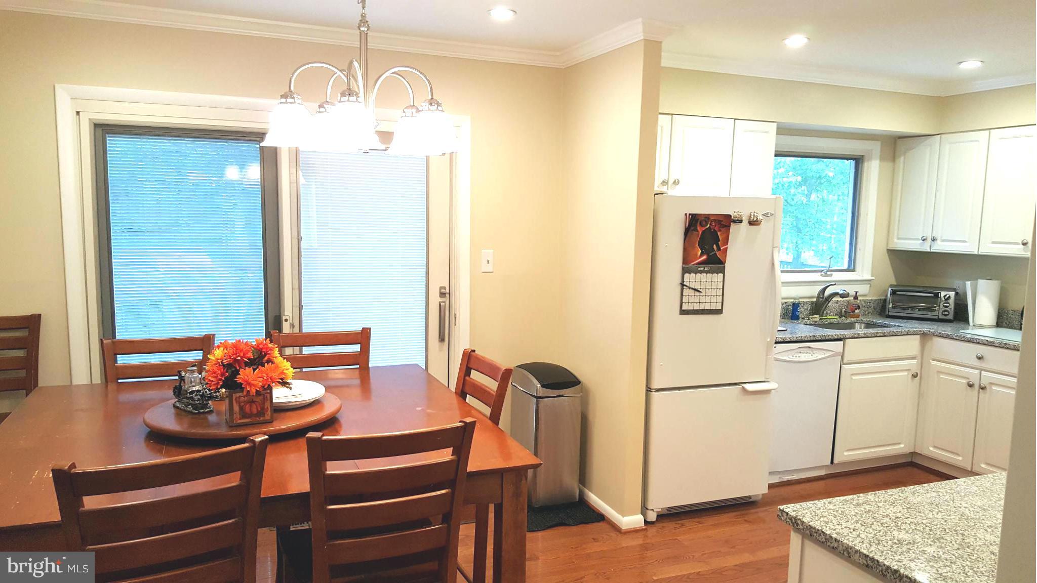 LAKE RIDGE - Residential