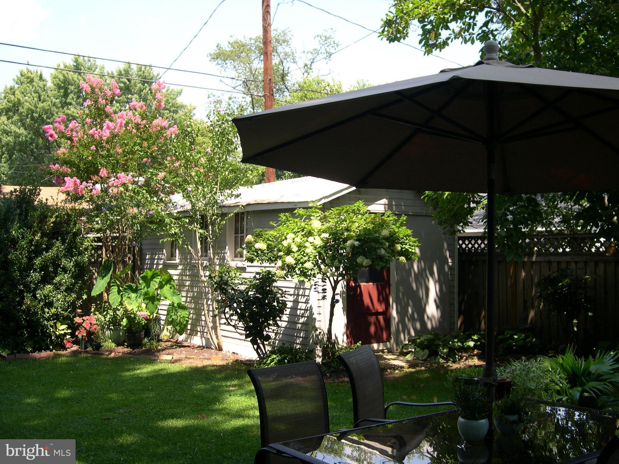 ROSEMONT - Residential Lease