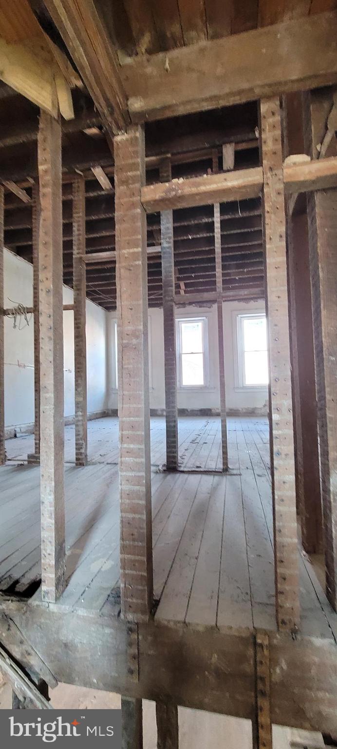 DRUID HEIGHTS - Residential