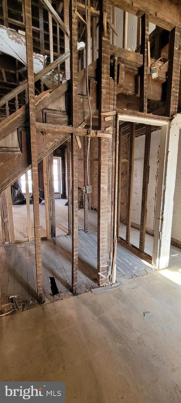 DRUID HEIGHTS - Residential