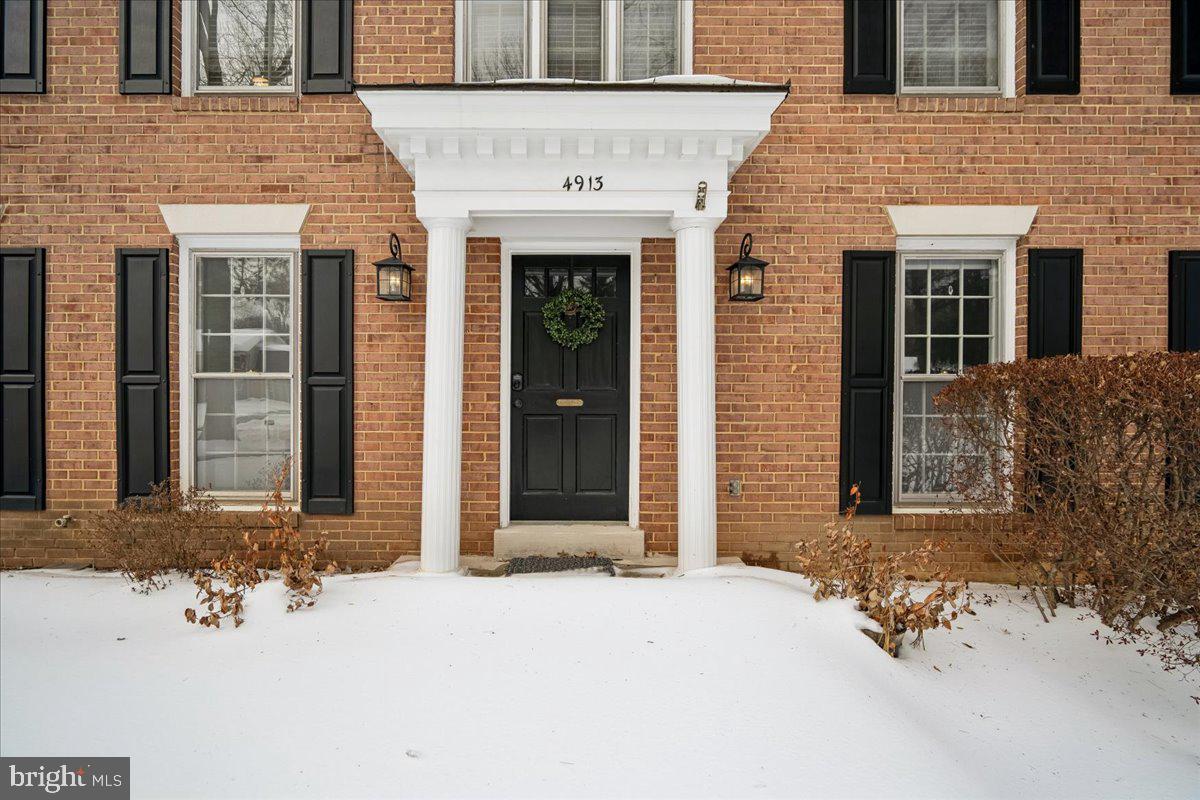 4913 BLUEBONNET COURT