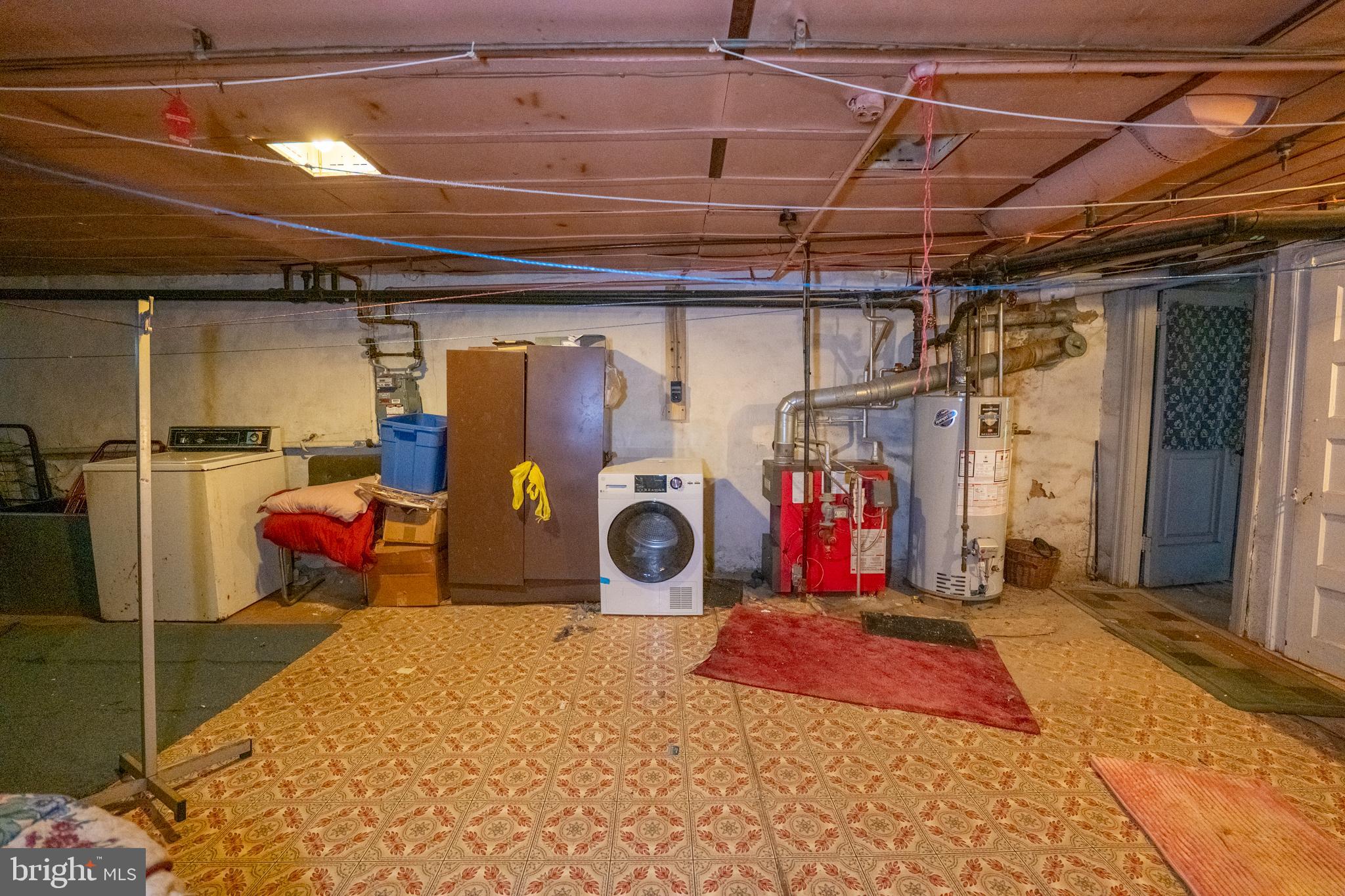 WEST OAK LANE - Residential