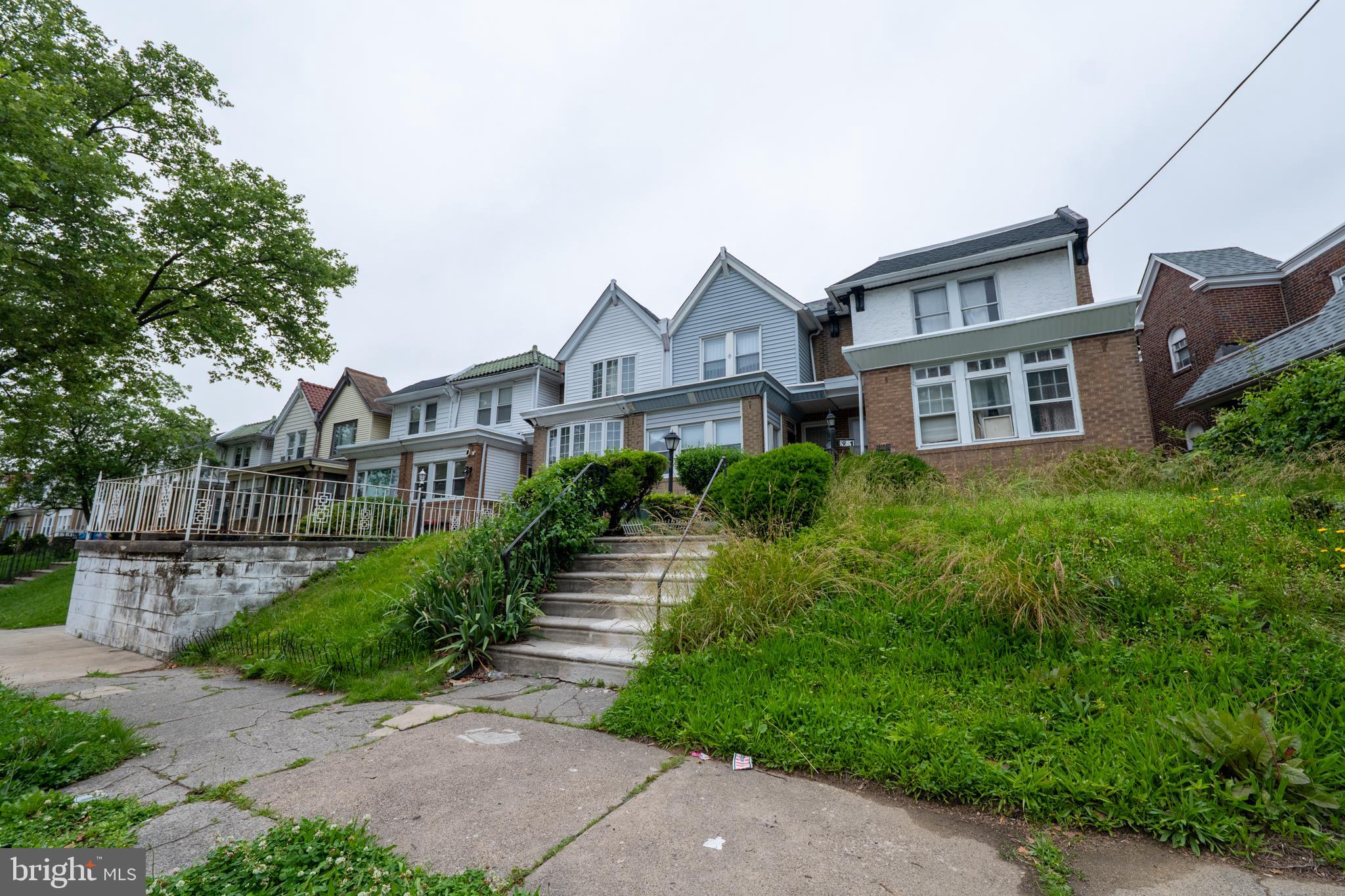 WEST OAK LANE - Residential