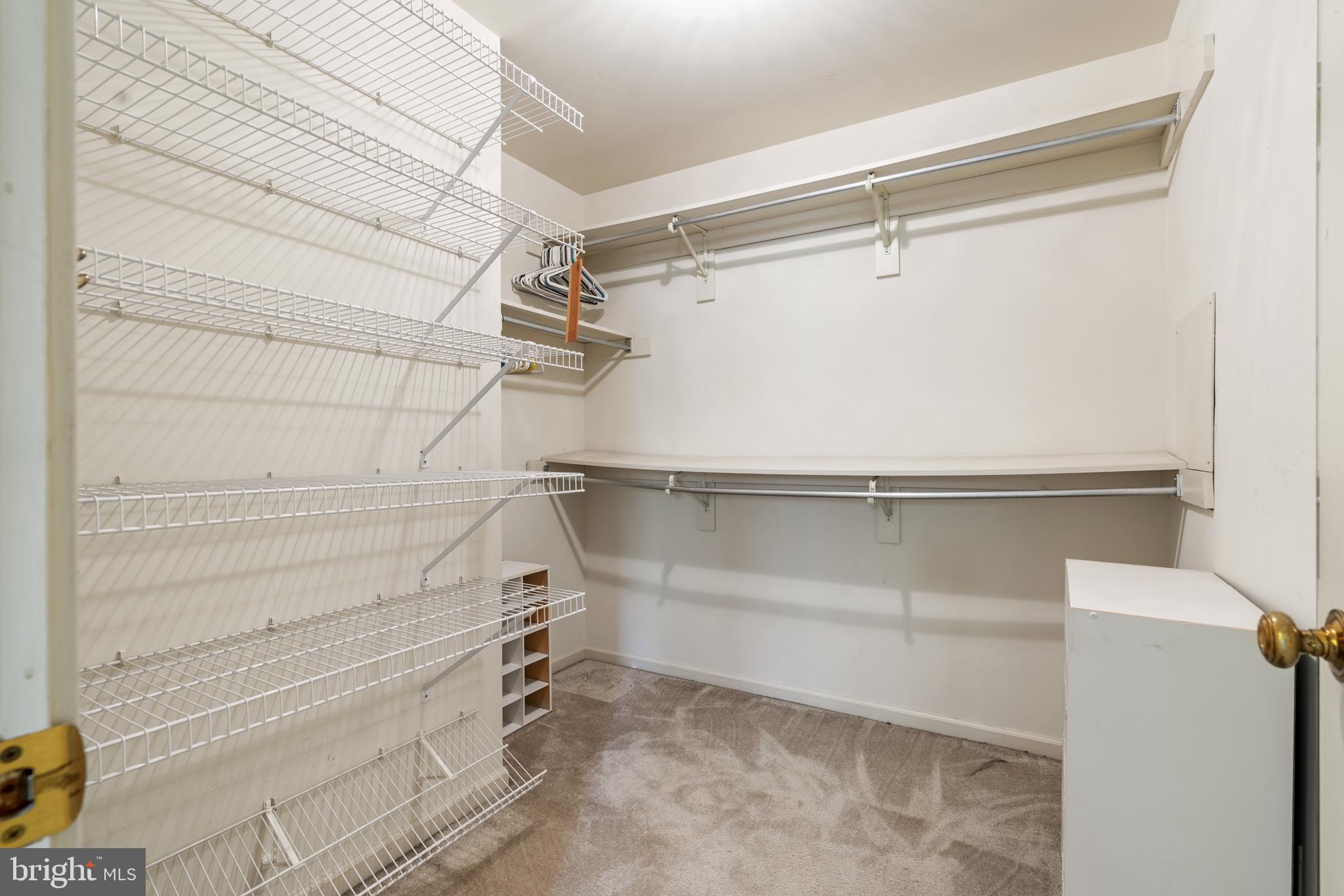 NON AVAILABLE - Residential