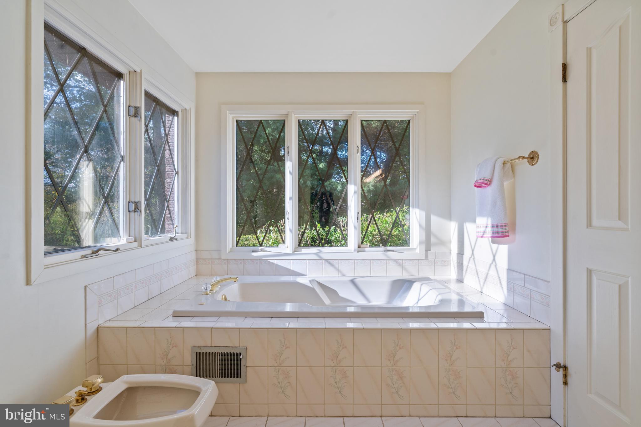 NON AVAILABLE - Residential