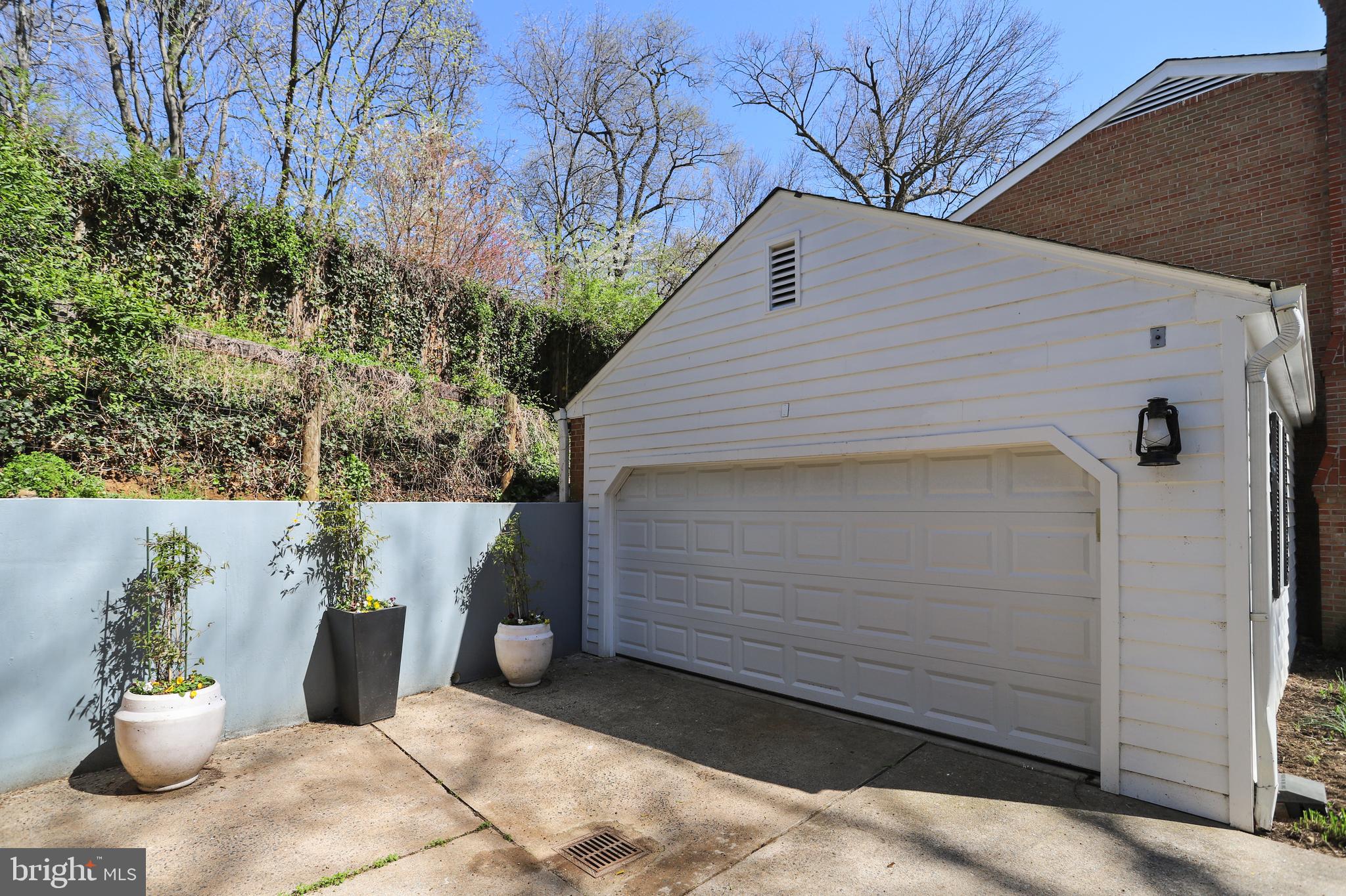 BRADDOCK HEIGHTS - Residential