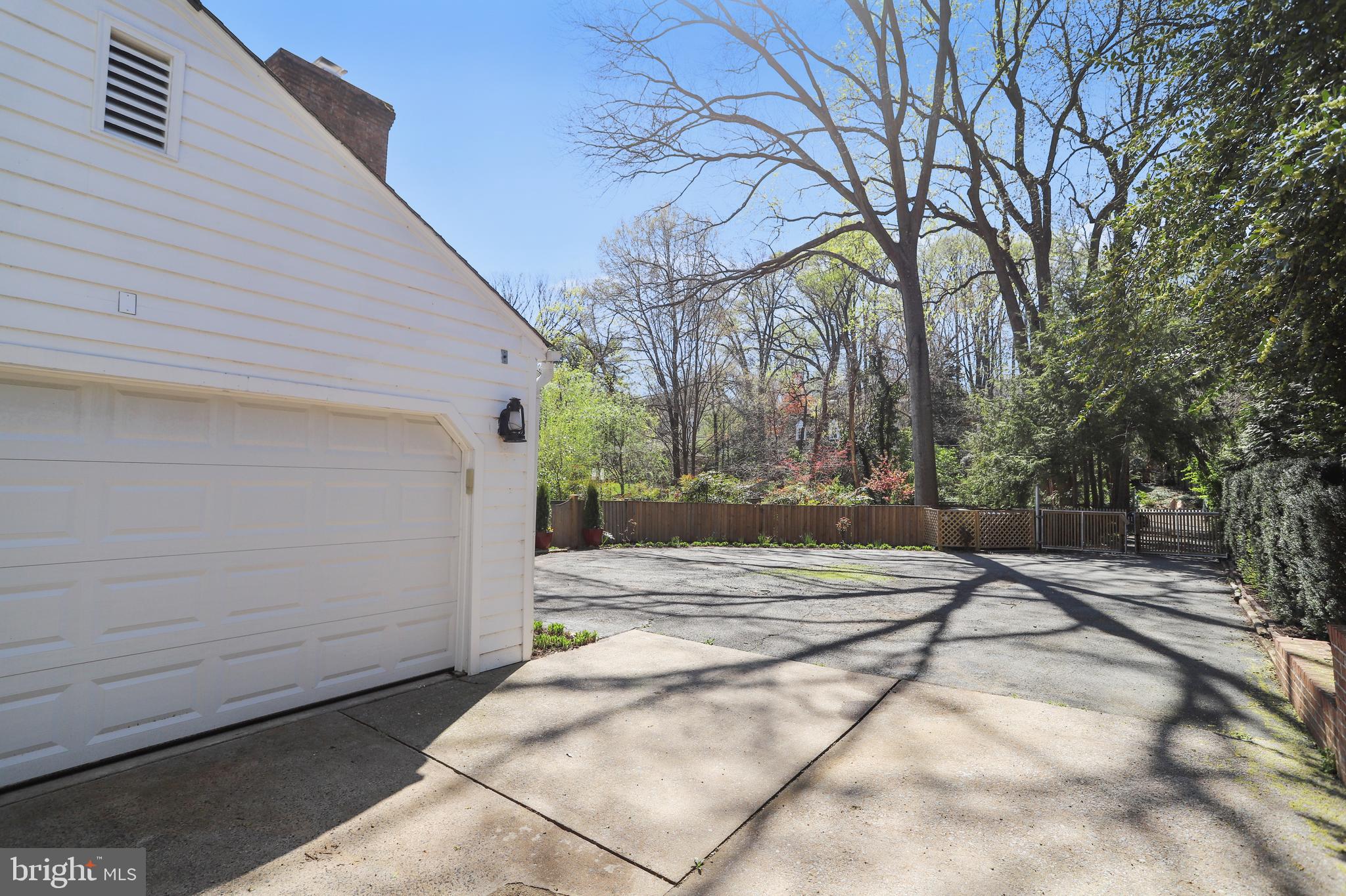 BRADDOCK HEIGHTS - Residential