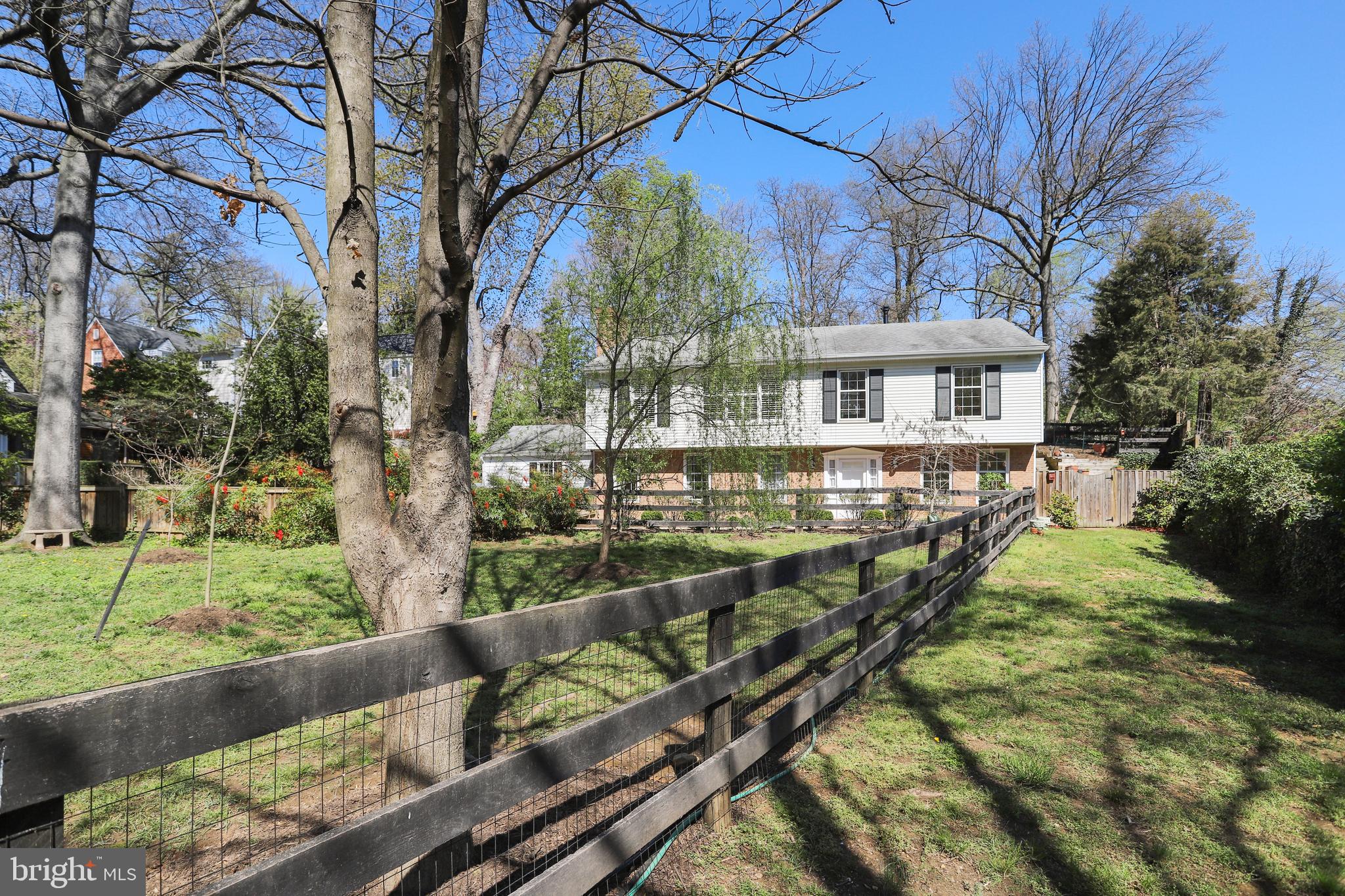 BRADDOCK HEIGHTS - Residential