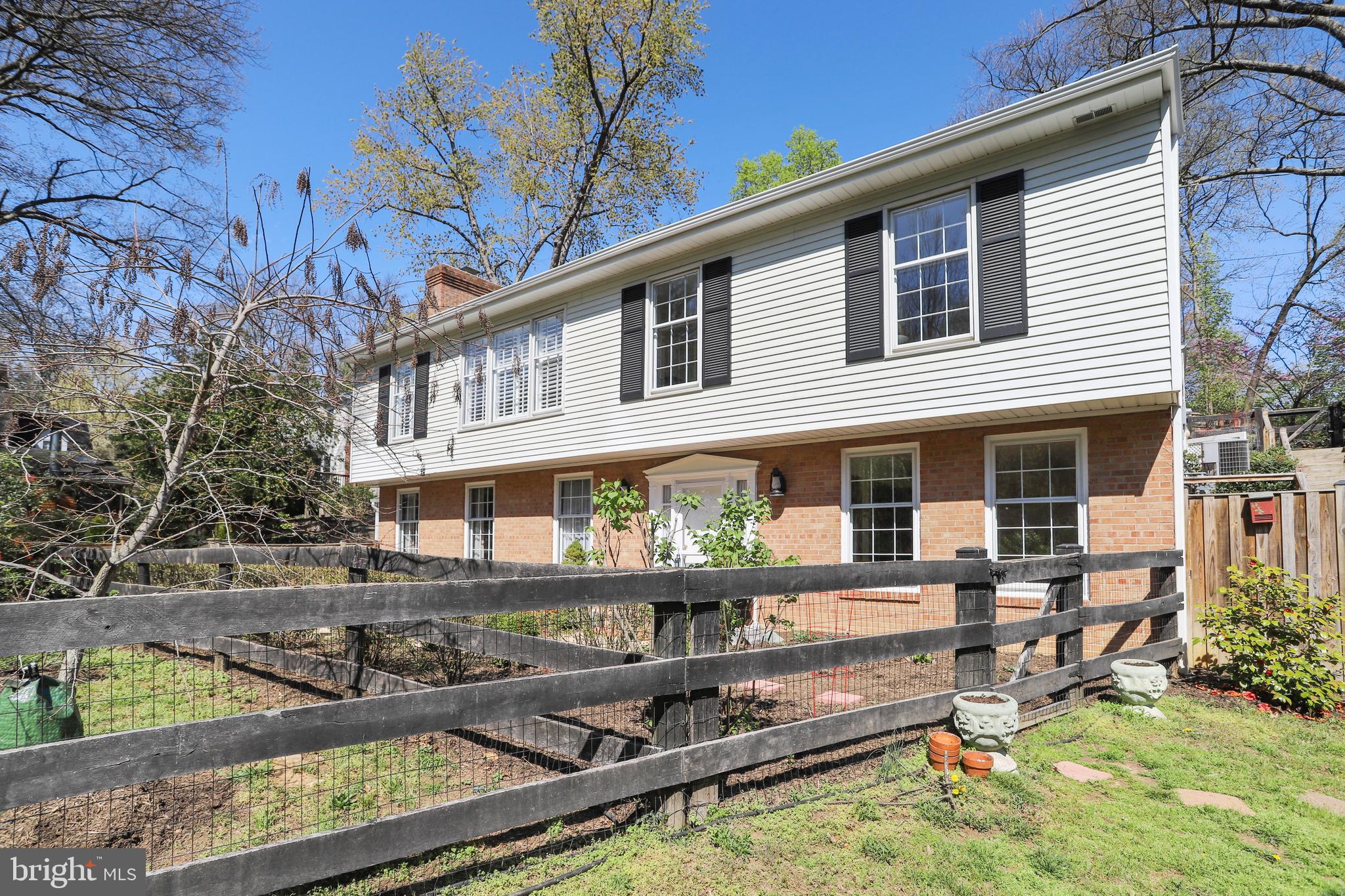 BRADDOCK HEIGHTS - Residential