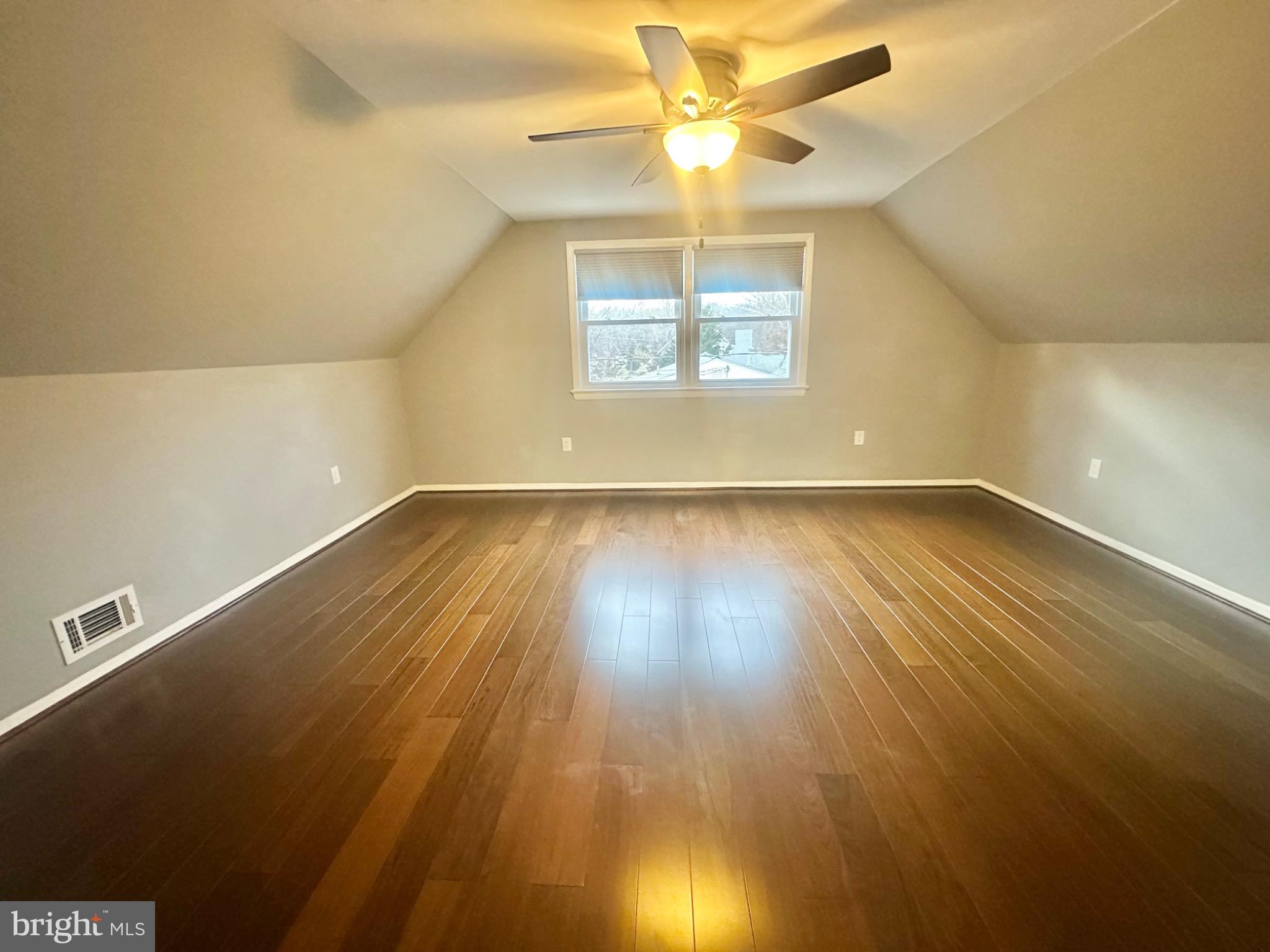 WOODLAWN TERRACE - Residential