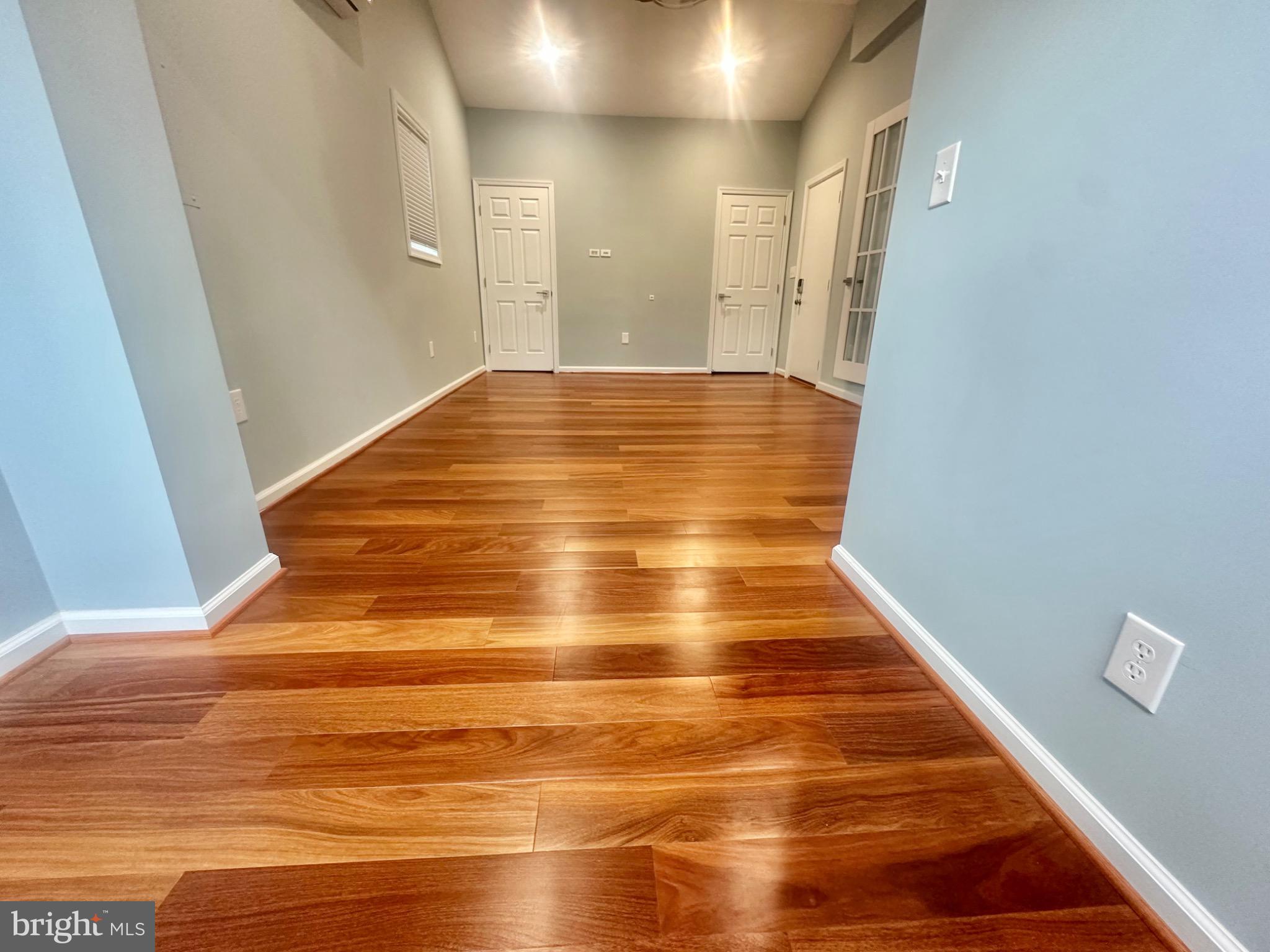 WOODLAWN TERRACE - Residential