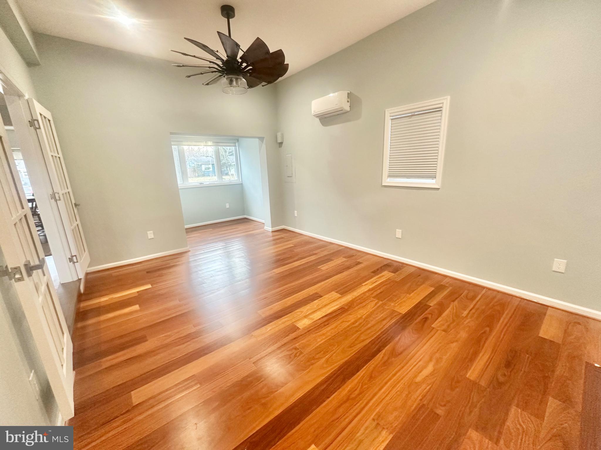 WOODLAWN TERRACE - Residential