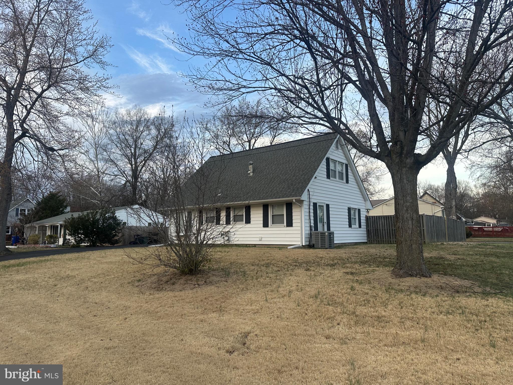 WOODLAWN TERRACE - Residential