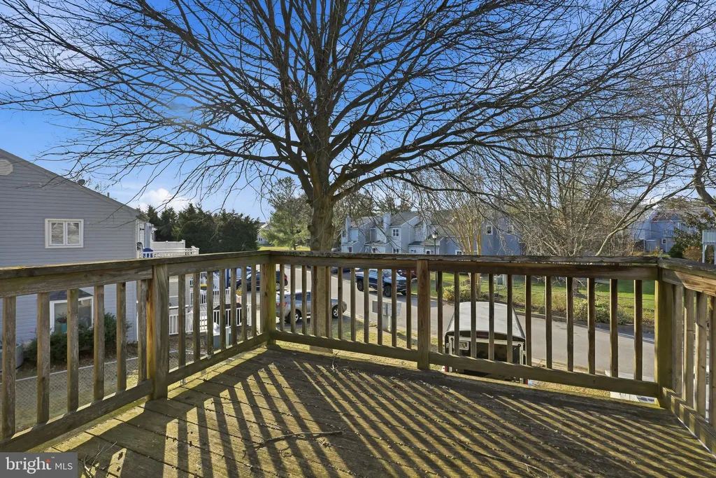 159 E Green Valley Circle, Newark, DE 19711