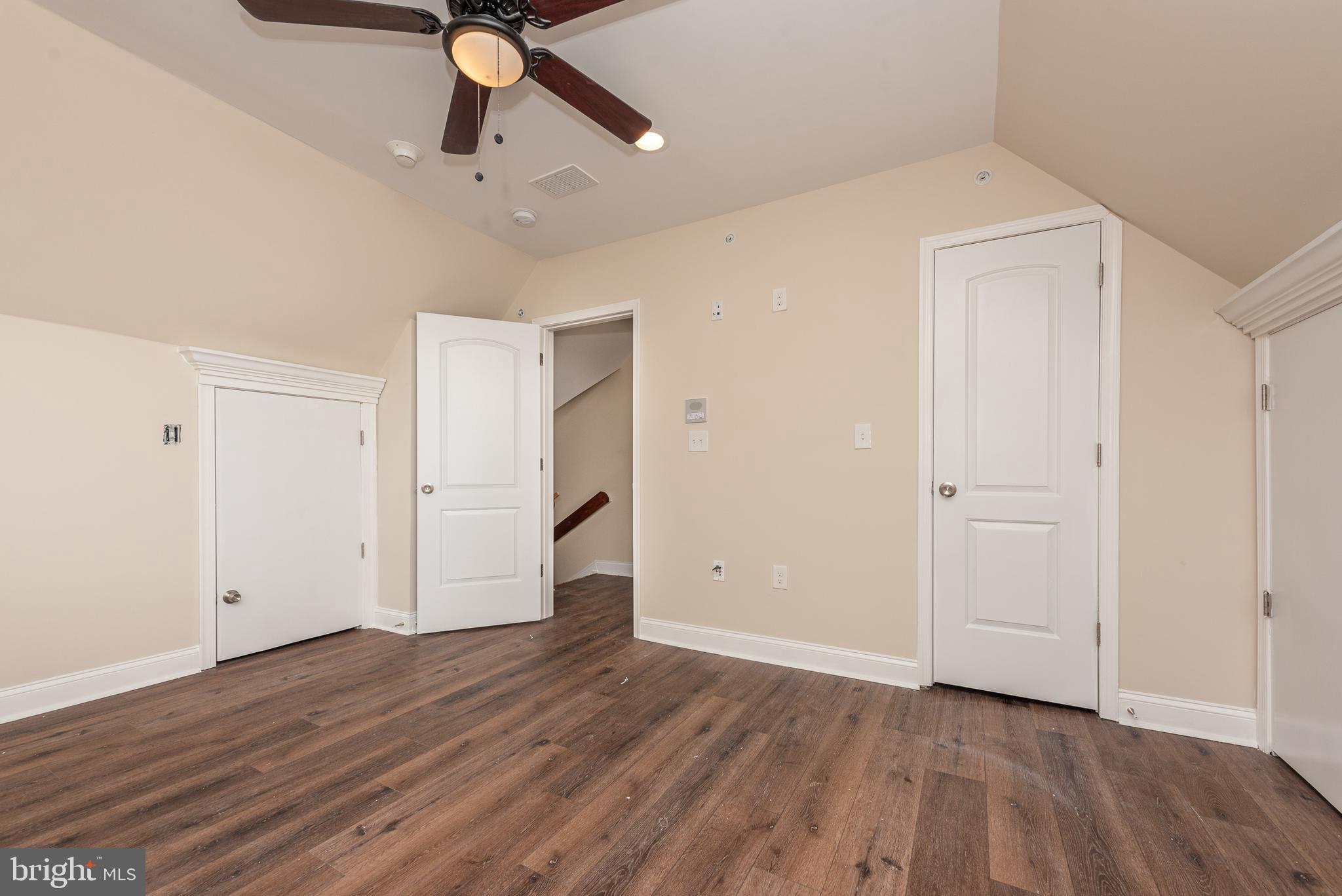 WINDSOR HILLS - Residential
