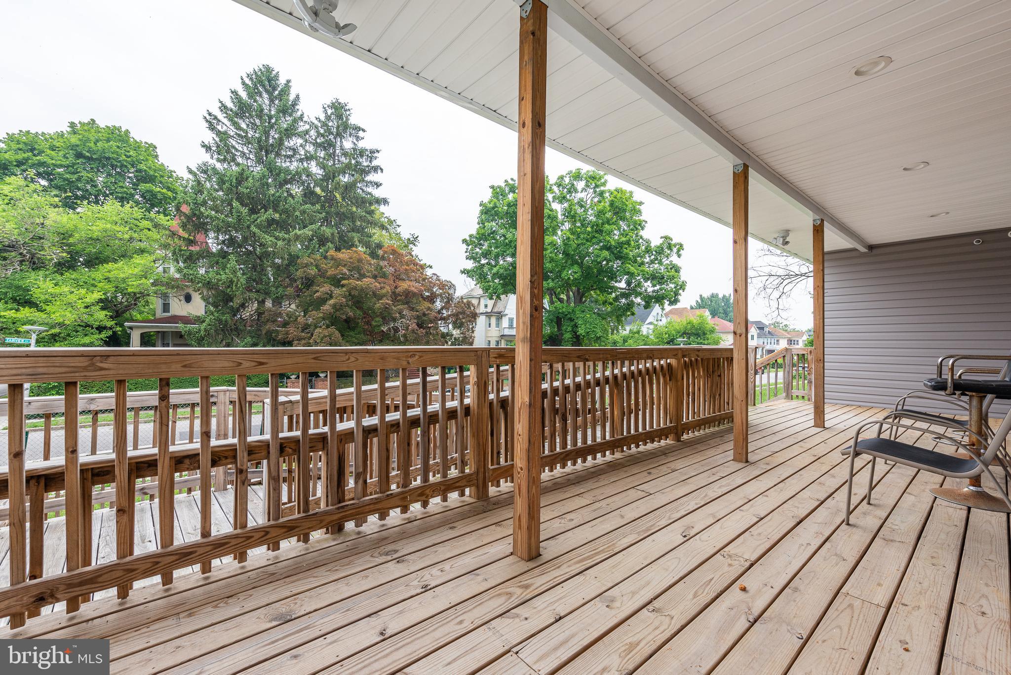 WINDSOR HILLS - Residential