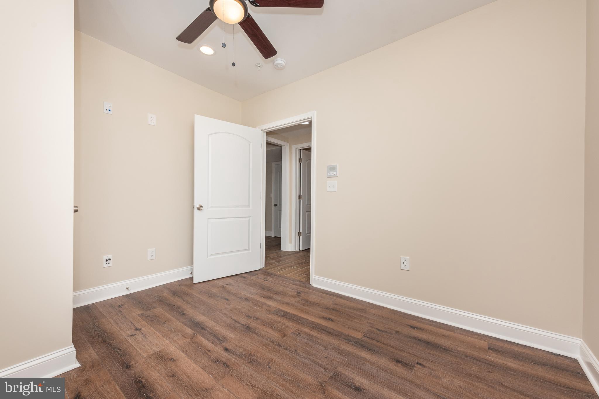 WINDSOR HILLS - Residential
