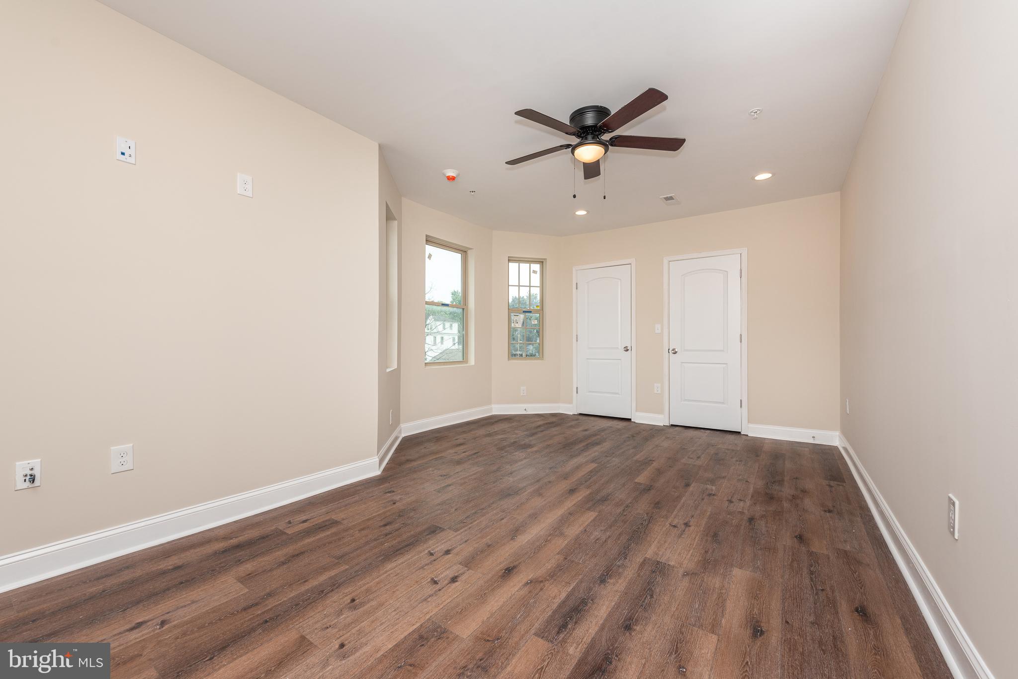 WINDSOR HILLS - Residential