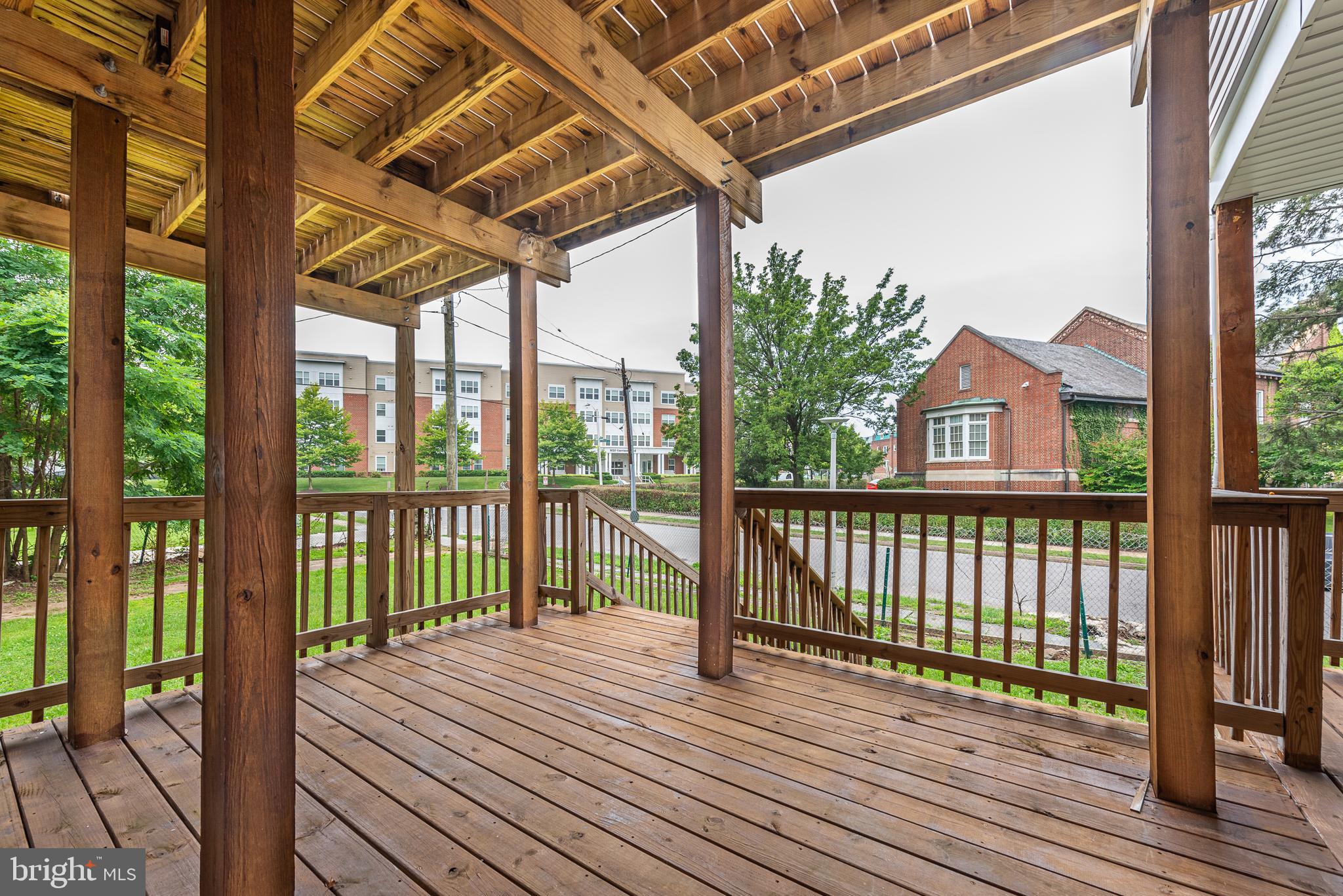 WINDSOR HILLS - Residential