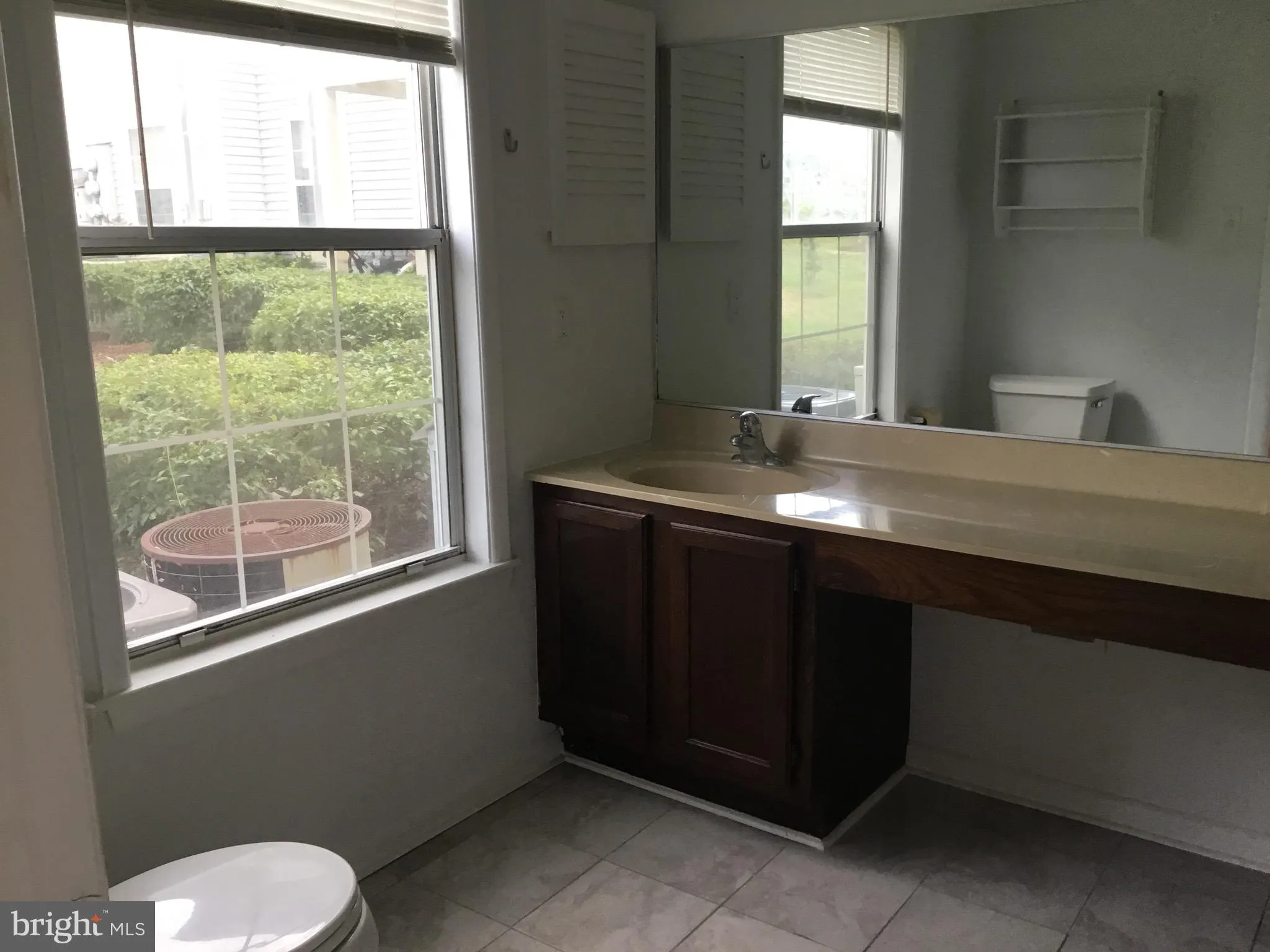 Princeton, New Jersey 08540, United States, 2 Bedrooms Bedrooms, ,2 BathroomsBathrooms,Residential,Active,206556