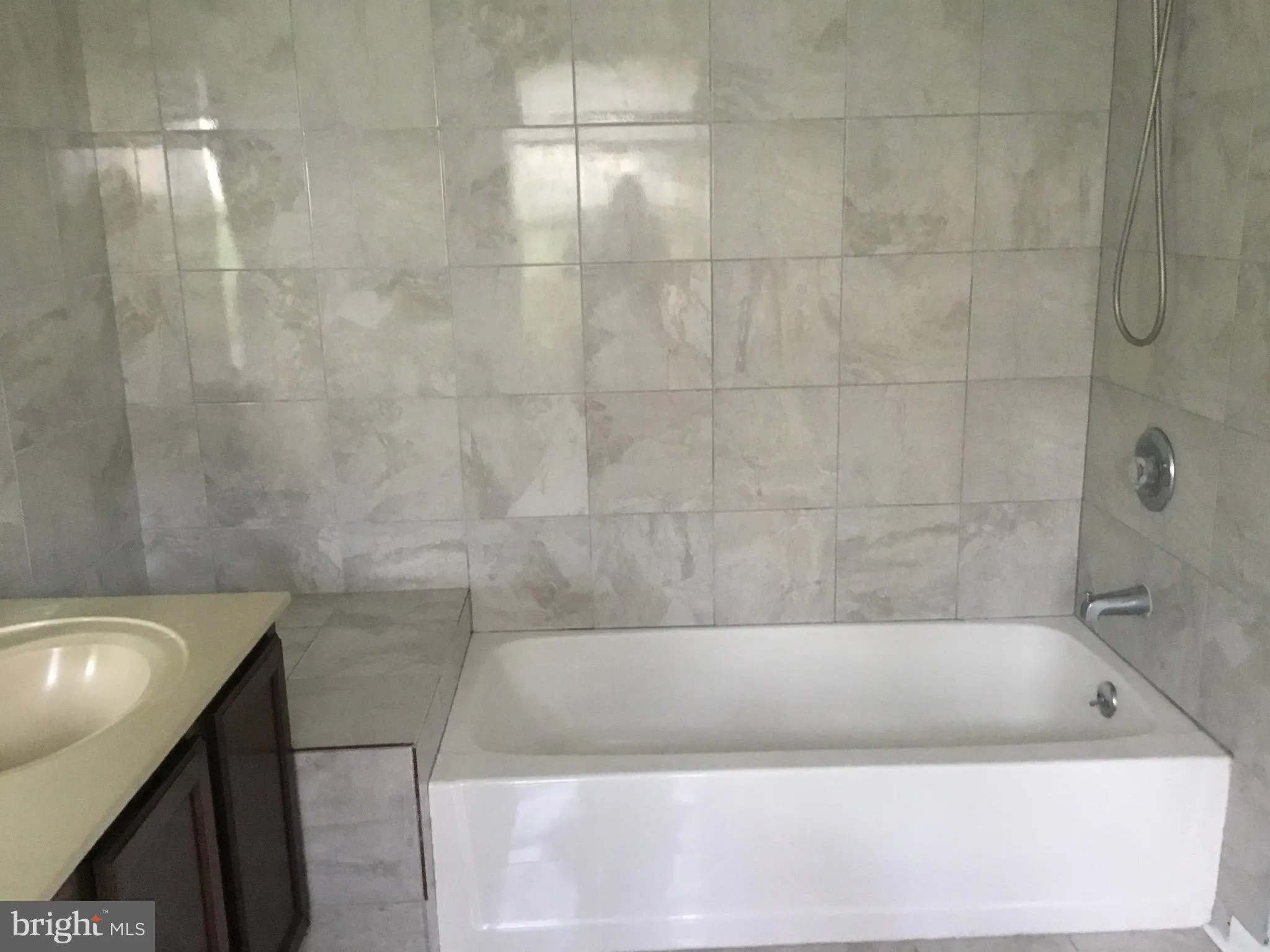 Princeton, New Jersey 08540, United States, 2 Bedrooms Bedrooms, ,2 BathroomsBathrooms,Residential,Active,206556