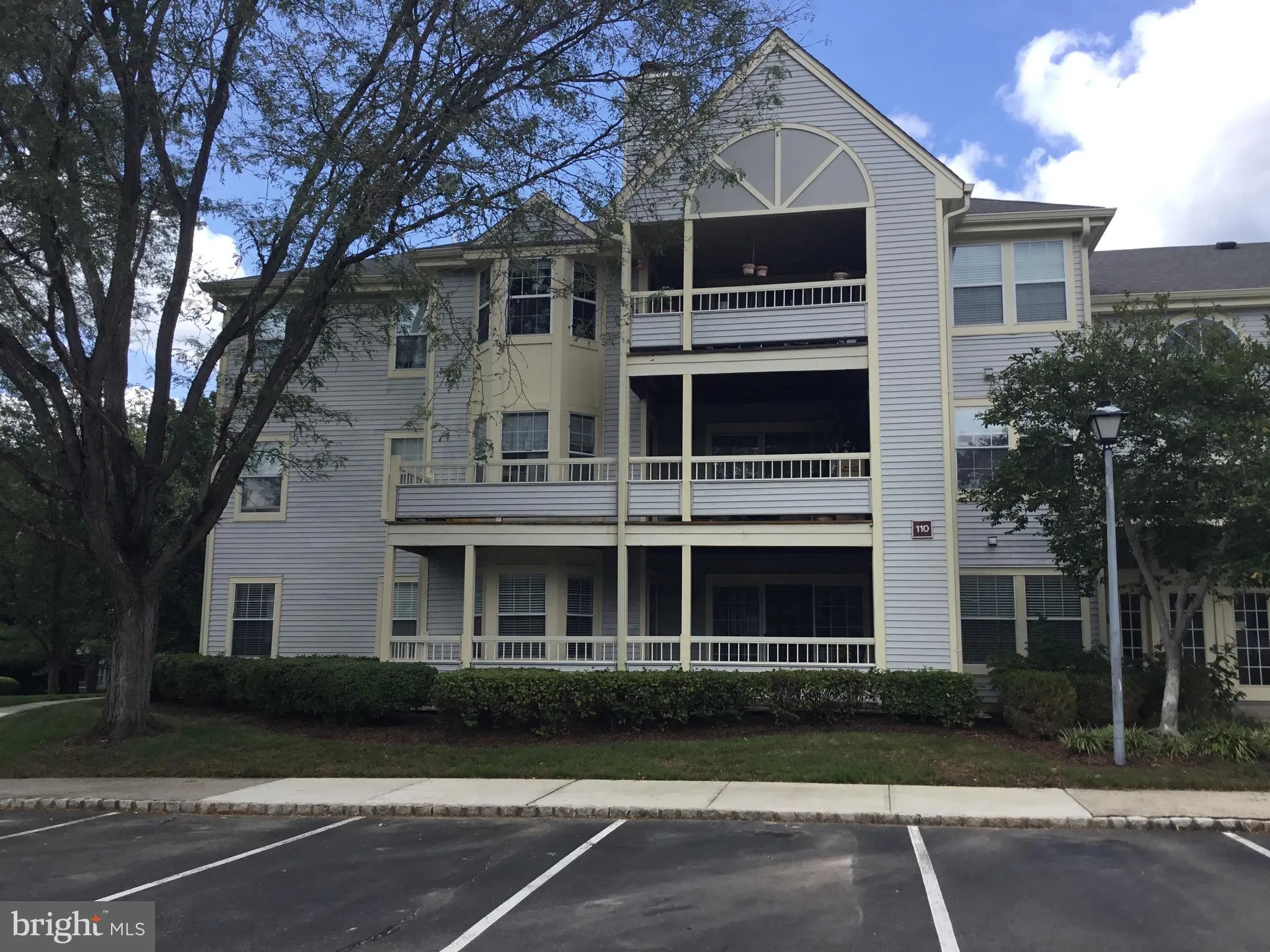 Princeton, New Jersey 08540, United States, 2 Bedrooms Bedrooms, ,2 BathroomsBathrooms,Residential,Active,206556