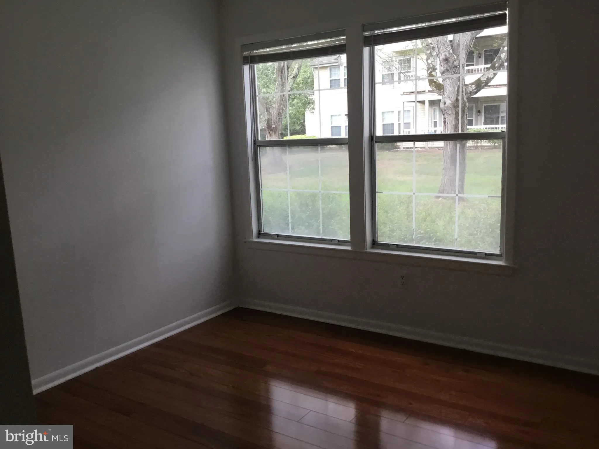 Princeton, New Jersey 08540, United States, 2 Bedrooms Bedrooms, ,2 BathroomsBathrooms,Residential,Active,206556